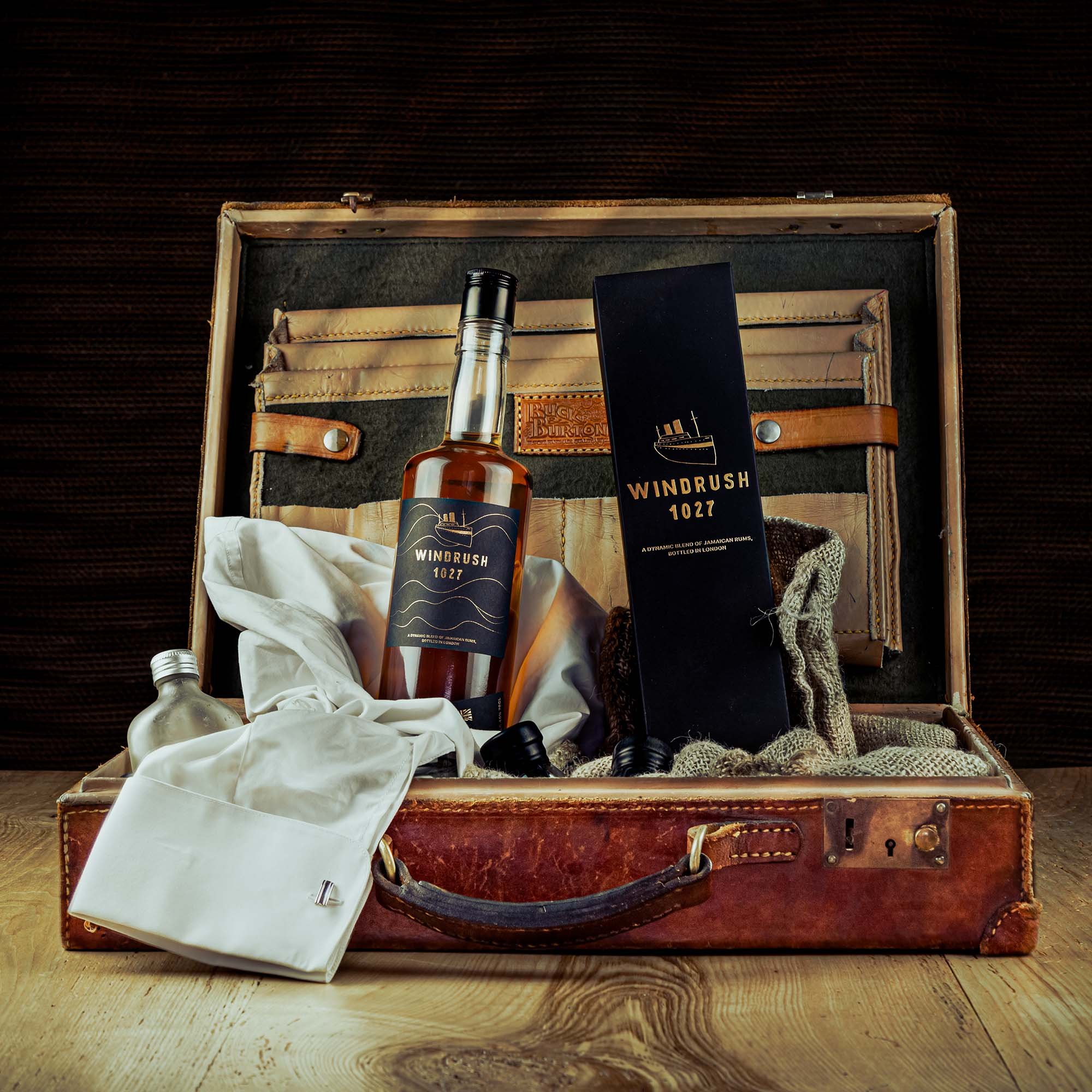 Windrush-London-Rum-Black-Gold-CC-Hybrid-Bottle-Box-UK-Packaging.jpg