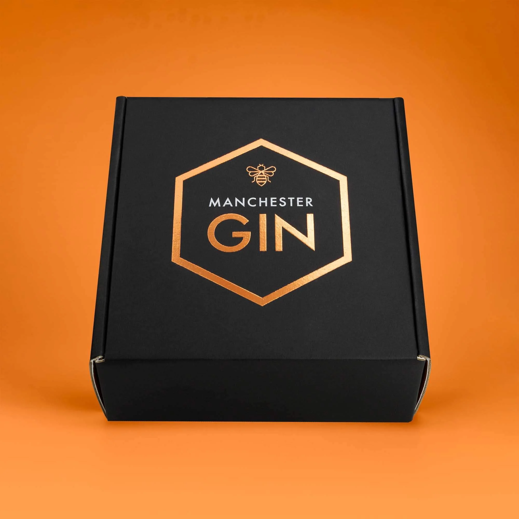 Manchester-Gin-Wow-Box-Outer-Postal-Packaging-Design-BG.jpg