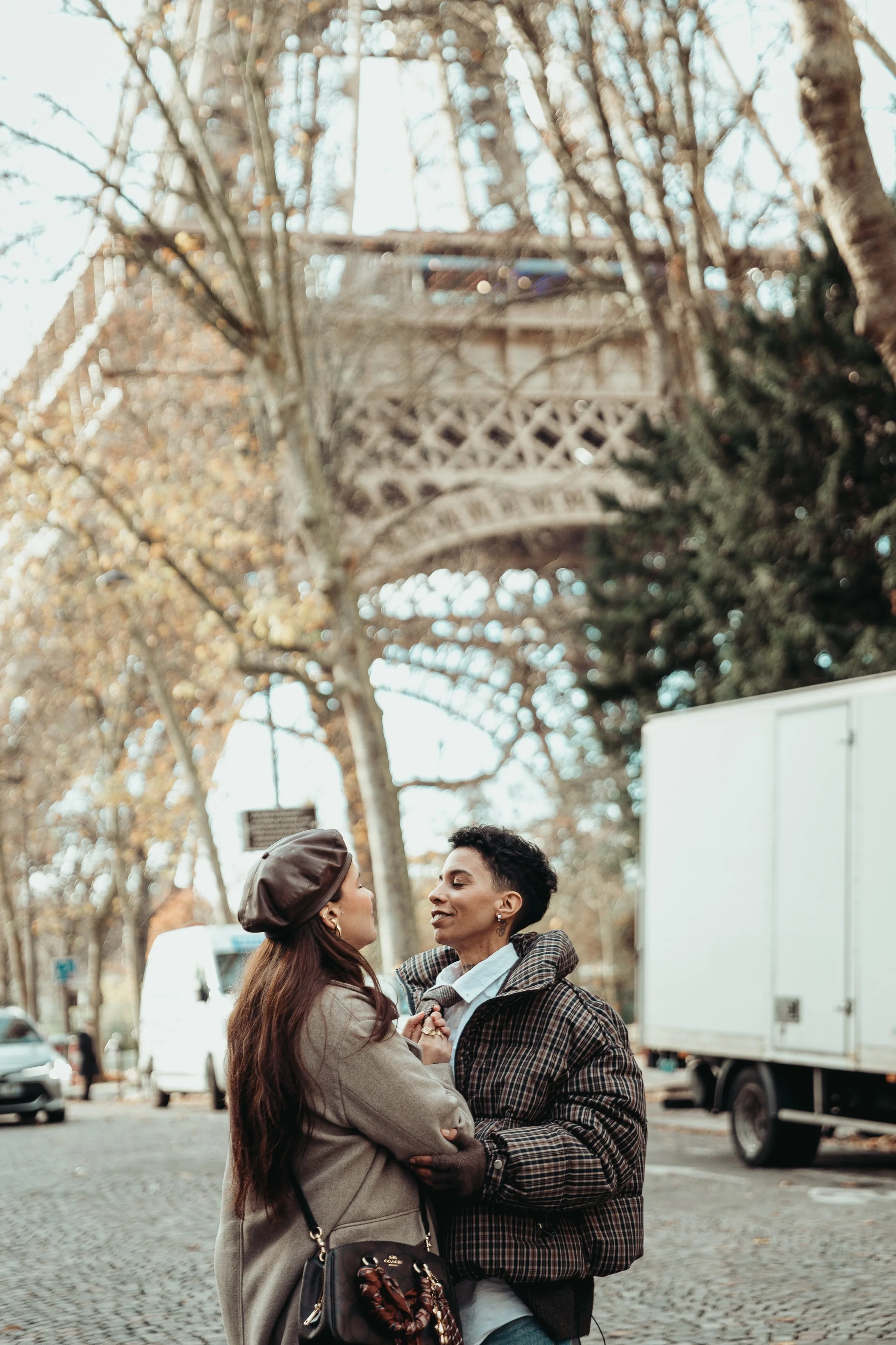 DalilaEtChelcie_TourEiffel_Lampadaire-48.jpg
