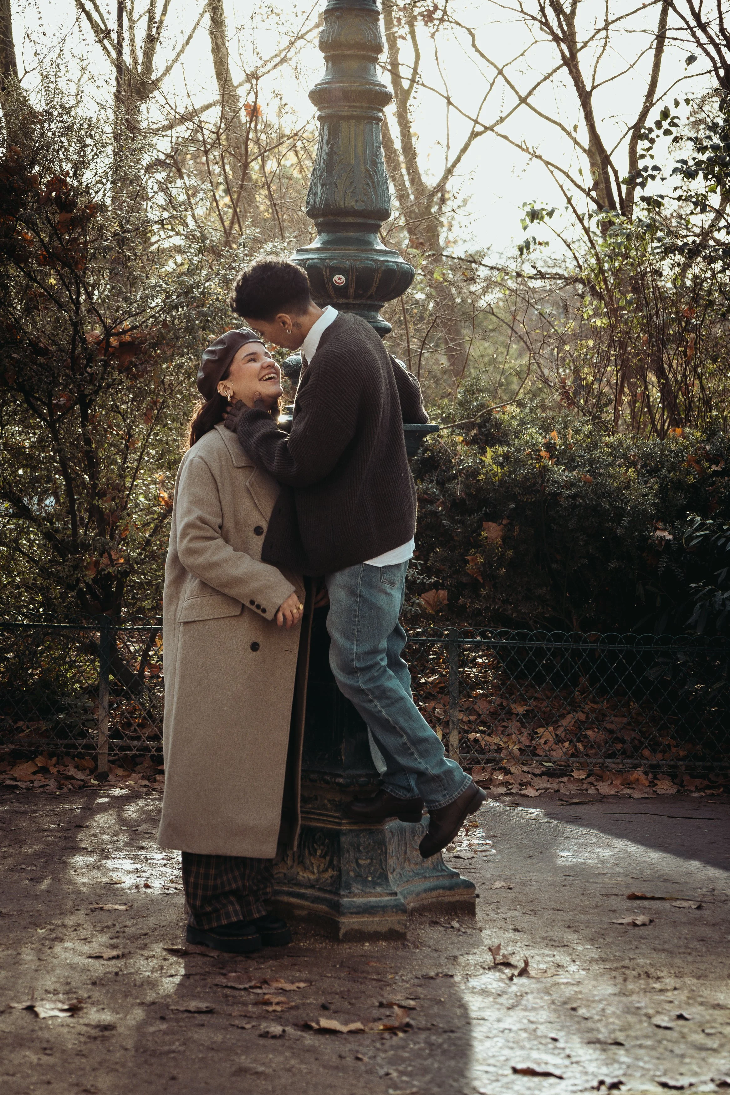 DalilaEtChelcie_TourEiffel_Lampadaire-08.jpg