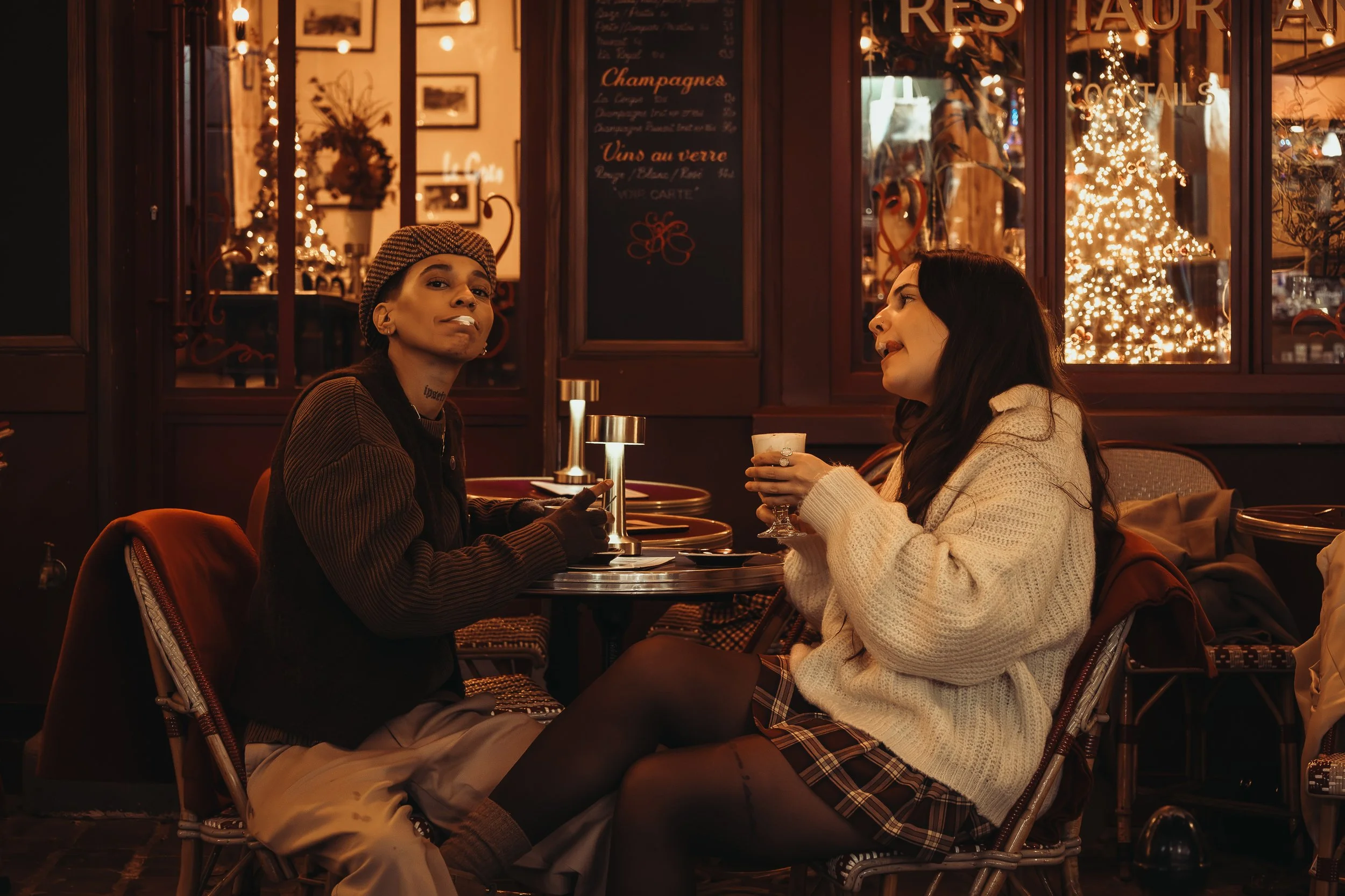 DalilaEtChelcie_Bistrot-03.jpg
