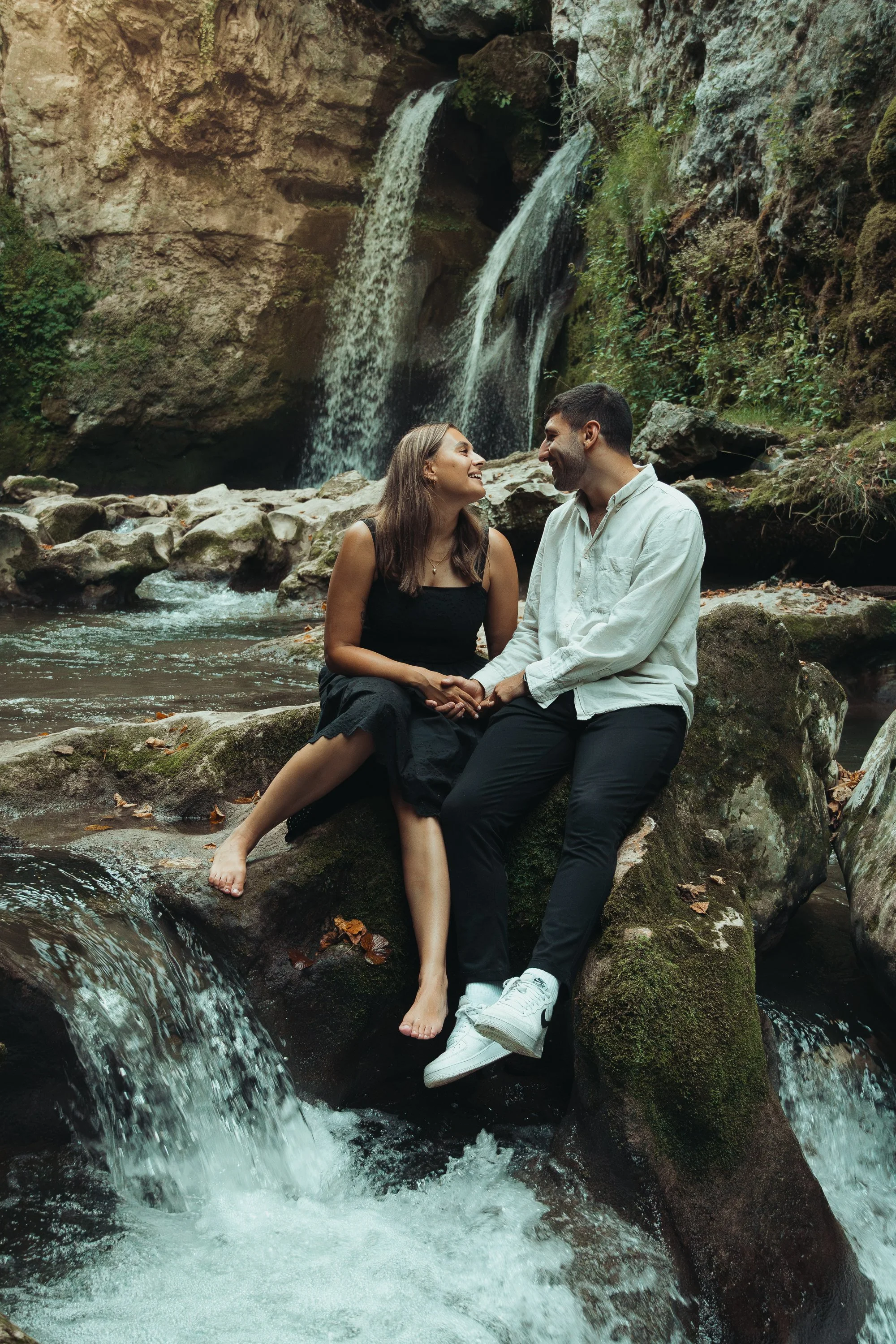 Marie Monod Photographe - Séance engagement mariage Auria et Hugo - tine de conflens-038.jpg