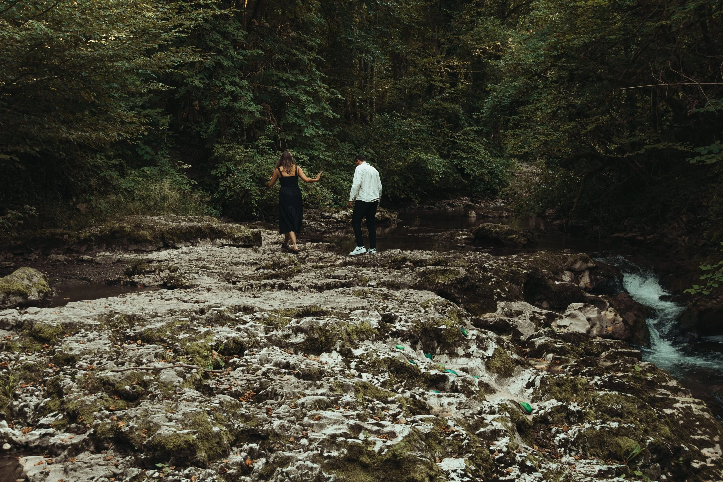 Marie Monod Photographe - Séance engagement mariage Auria et Hugo - tine de conflens-003.jpg