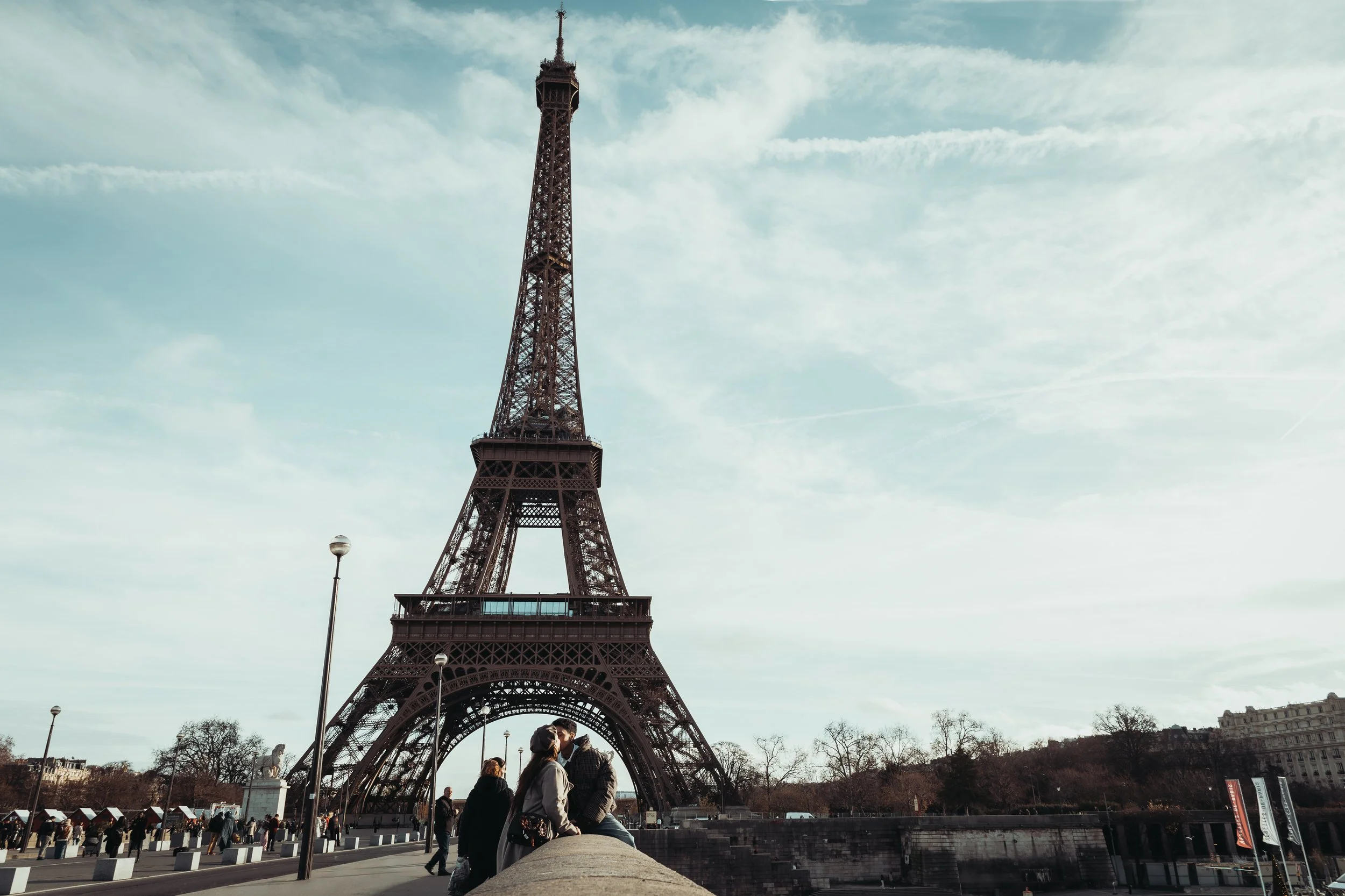 DalilaEtChelcie_TourEiffel_Quai-16.jpg