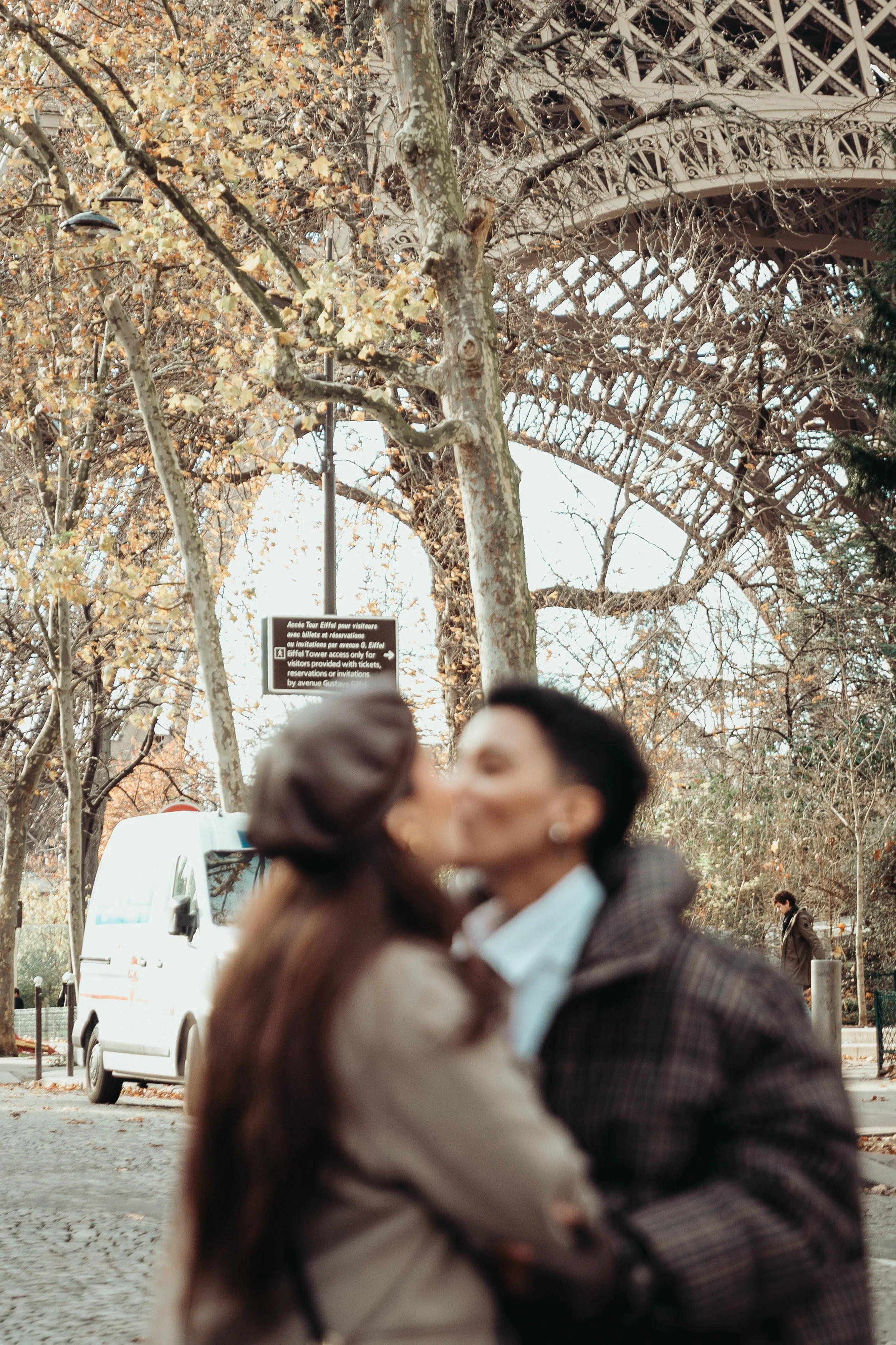 DalilaEtChelcie_TourEiffel_Lampadaire-47.jpg