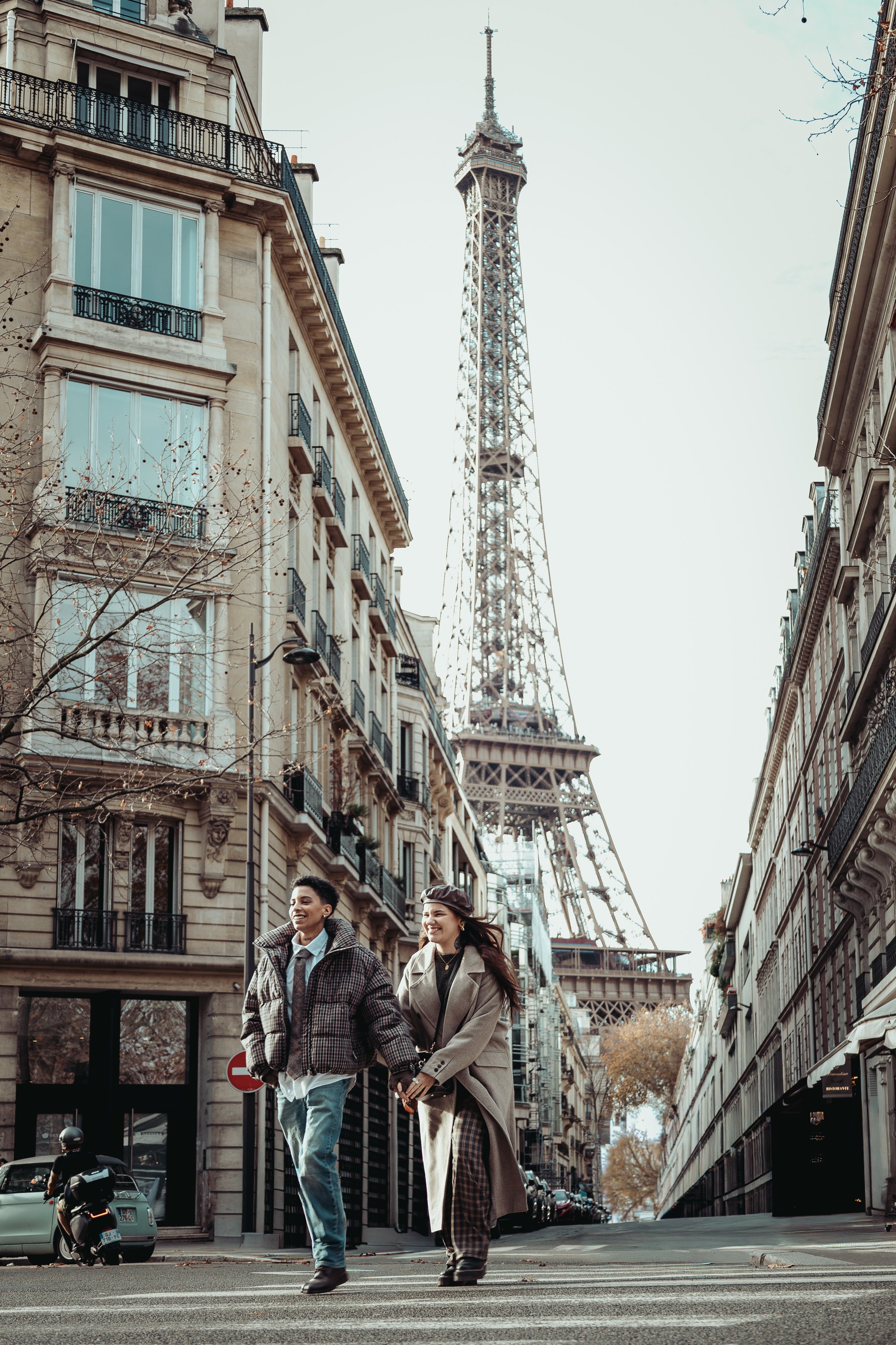 DalilaEtChelcie_TourEiffel_Rue-11.jpg