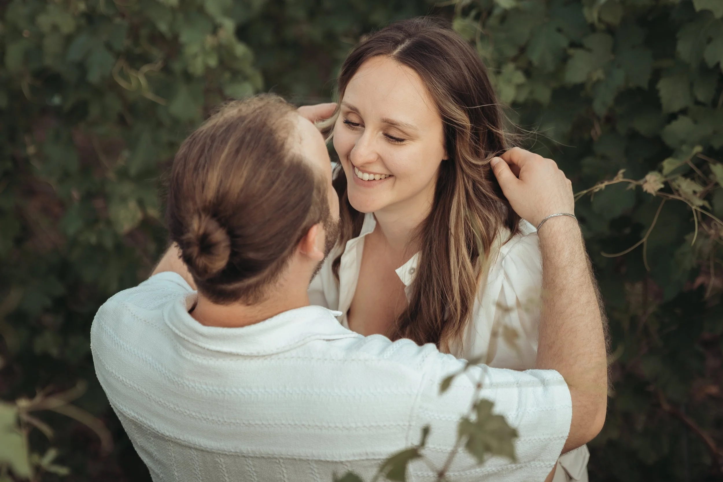 MarieMonodPhotographedEmotions_Engagement_Couple_MélanieEtEloi_Lavaux_83.jpg
