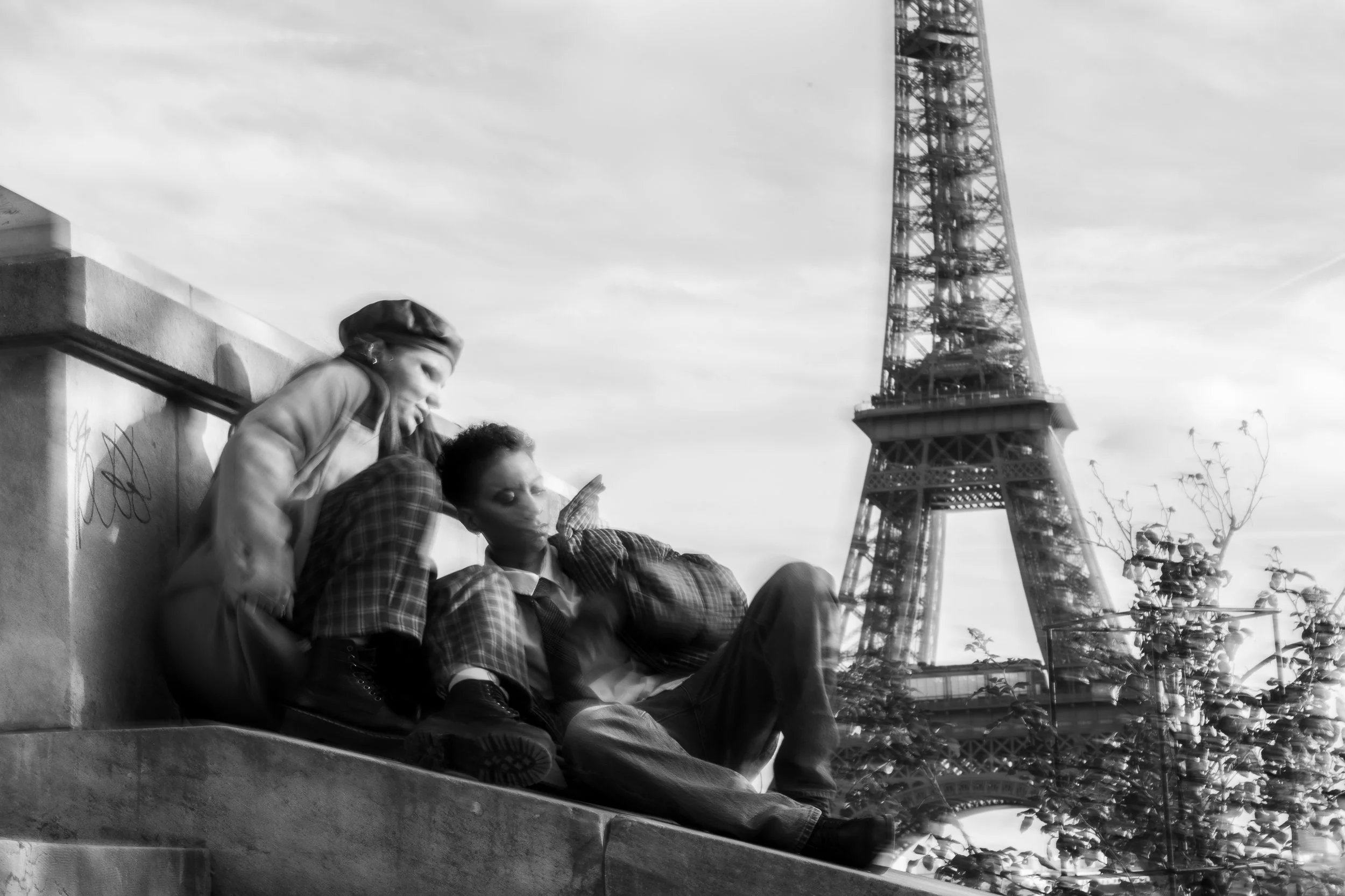DalilaEtChelcie_Trocadero-13.jpg
