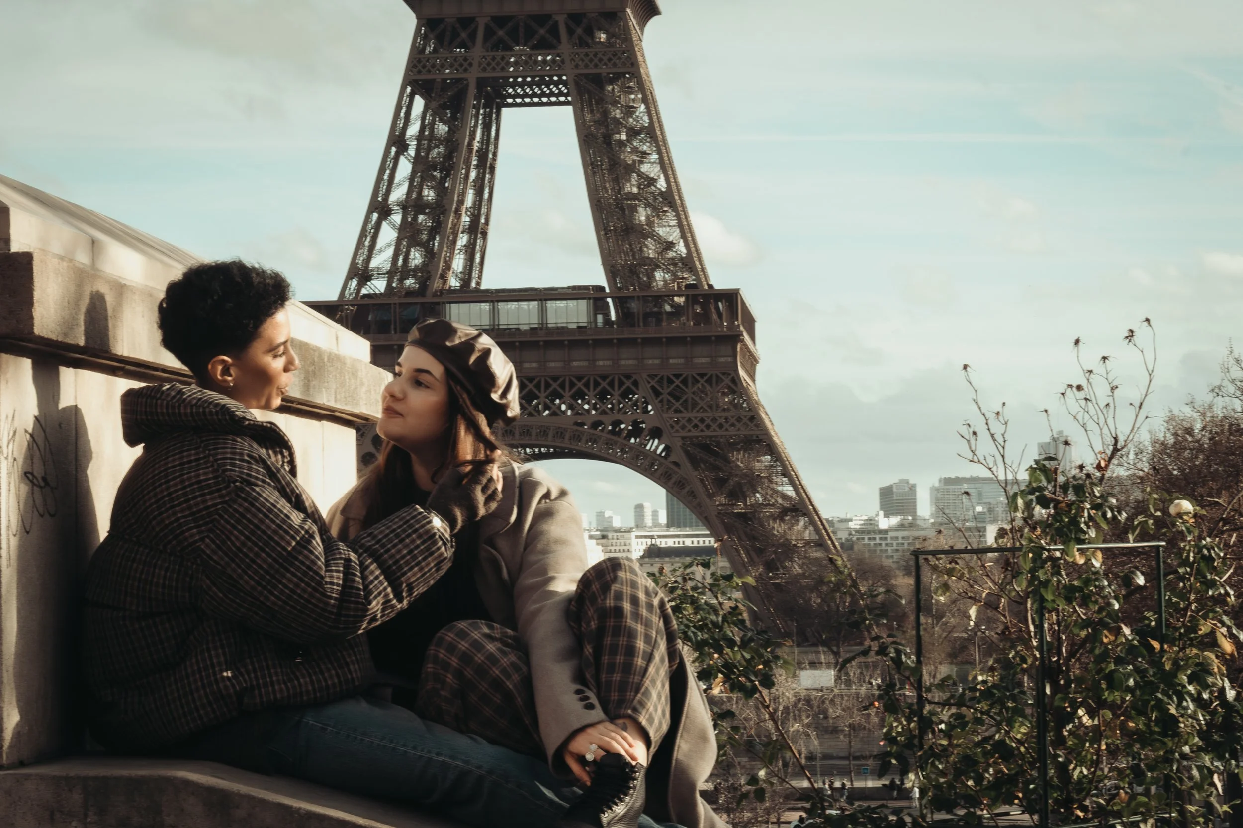 DalilaEtChelcie_Trocadero-12.jpg