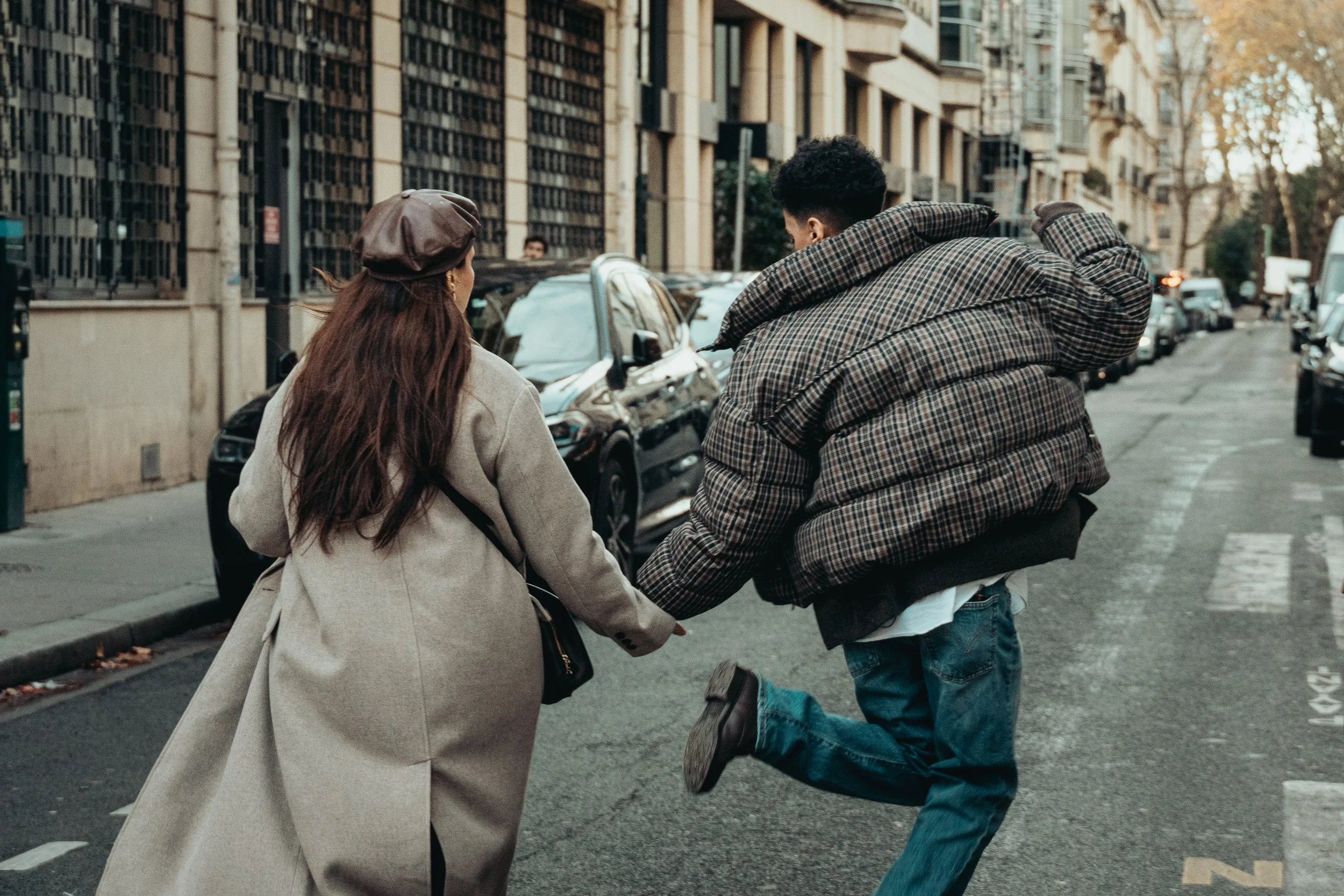 DalilaEtChelcie_TourEiffel_Rue-19.jpg