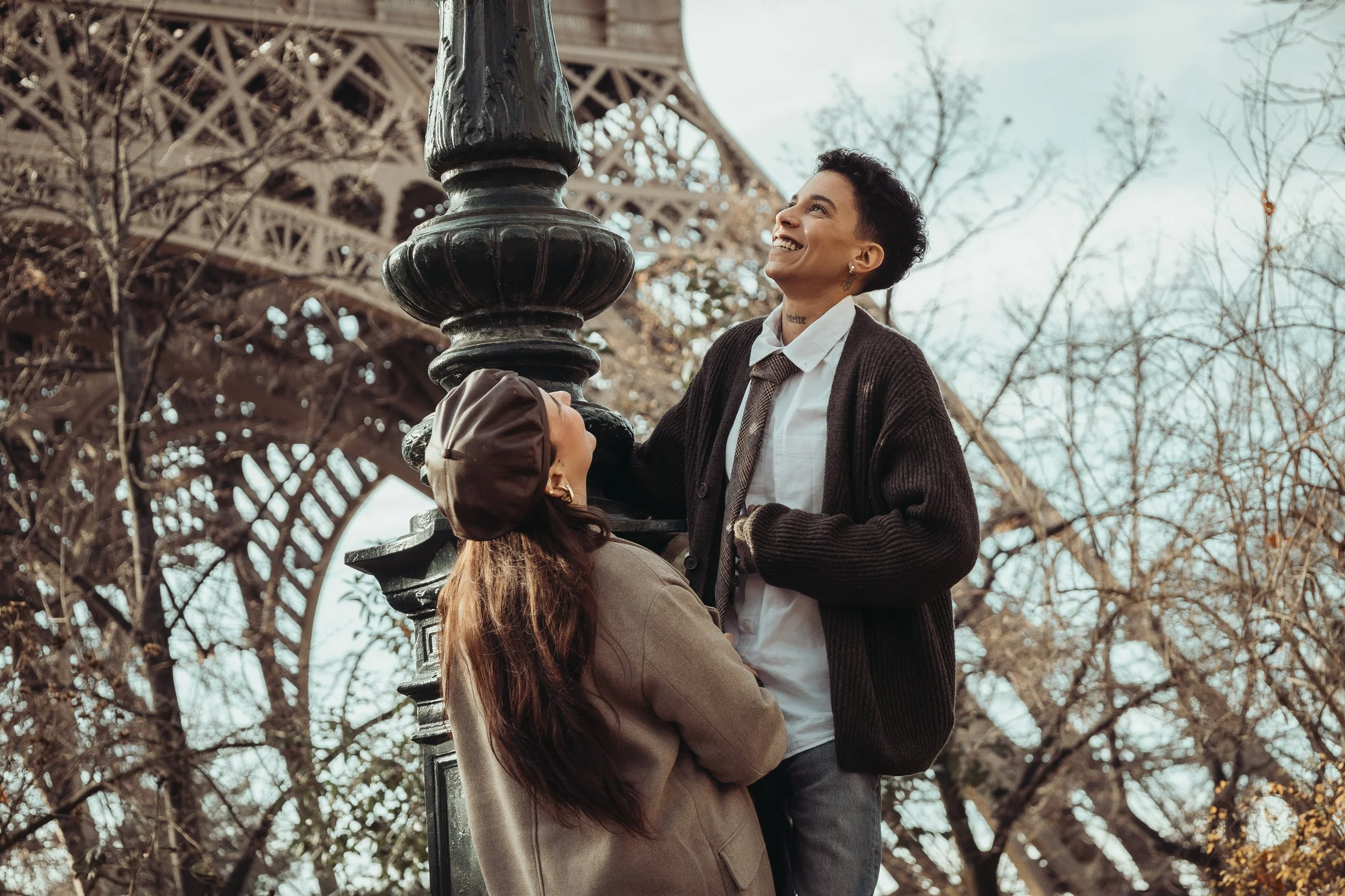 DalilaEtChelcie_TourEiffel_Lampadaire-21.jpg