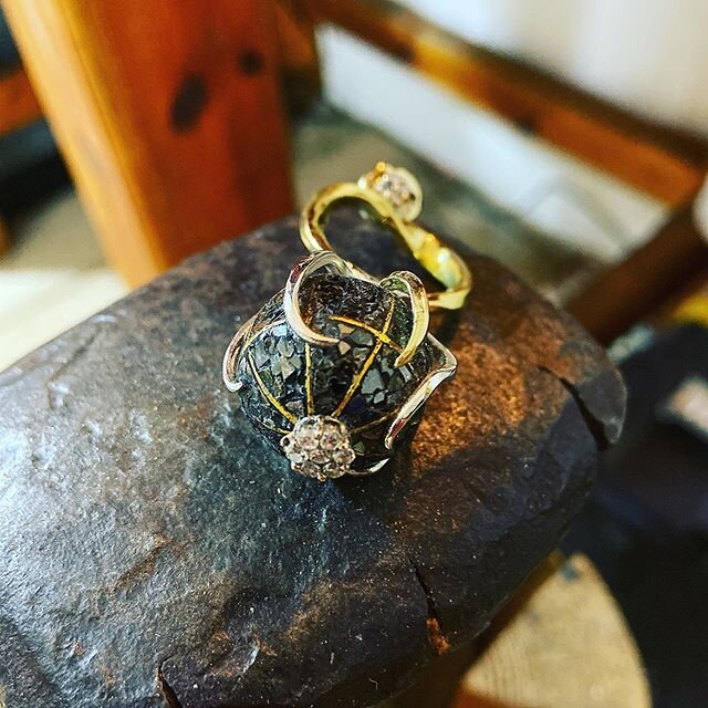 BLACK DIAMOND SLITHER BALL CAGE RING