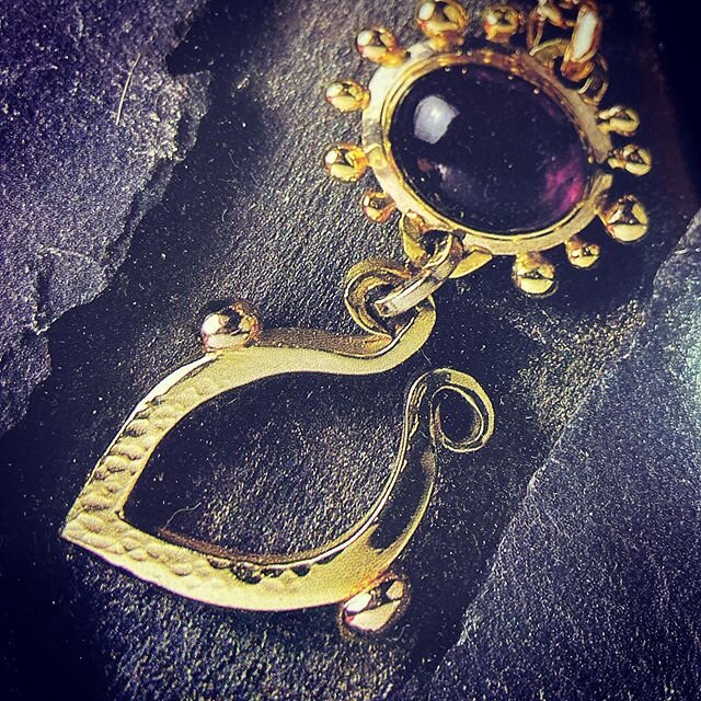 CATCH of the DAY#pendant#purple#gold