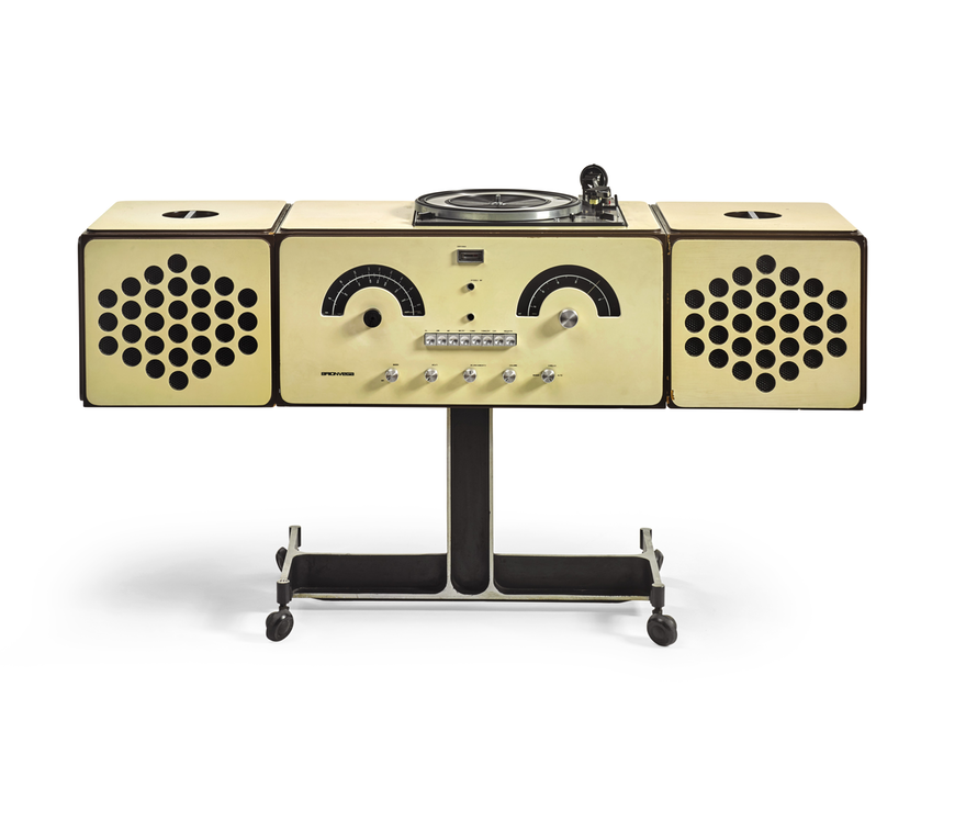 A radiophonograph by Pier Giacomo and Achille Castiglioni Brionvega from 1965 from David Bowie’s private collection. Courtesy of Sotheby’s. Approx.: $ 1,600,-