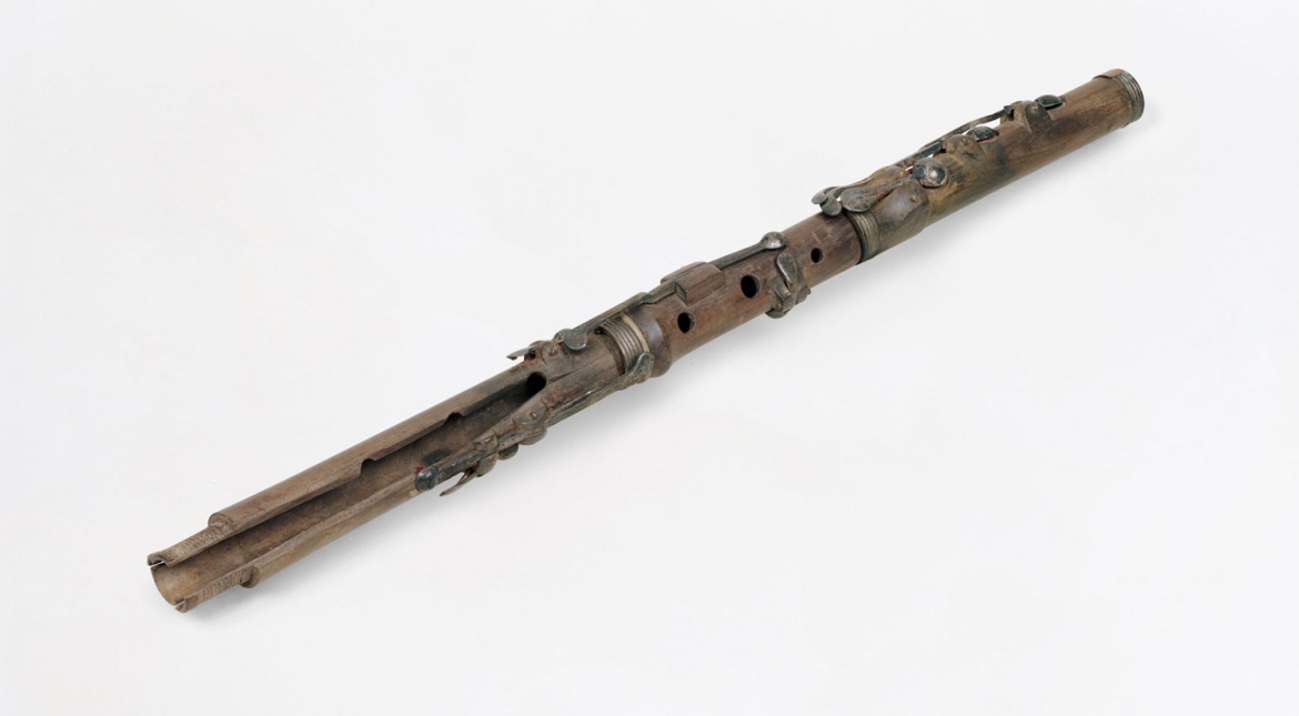 Susan Philipsz, War Damaged Musical Instruments, 2016