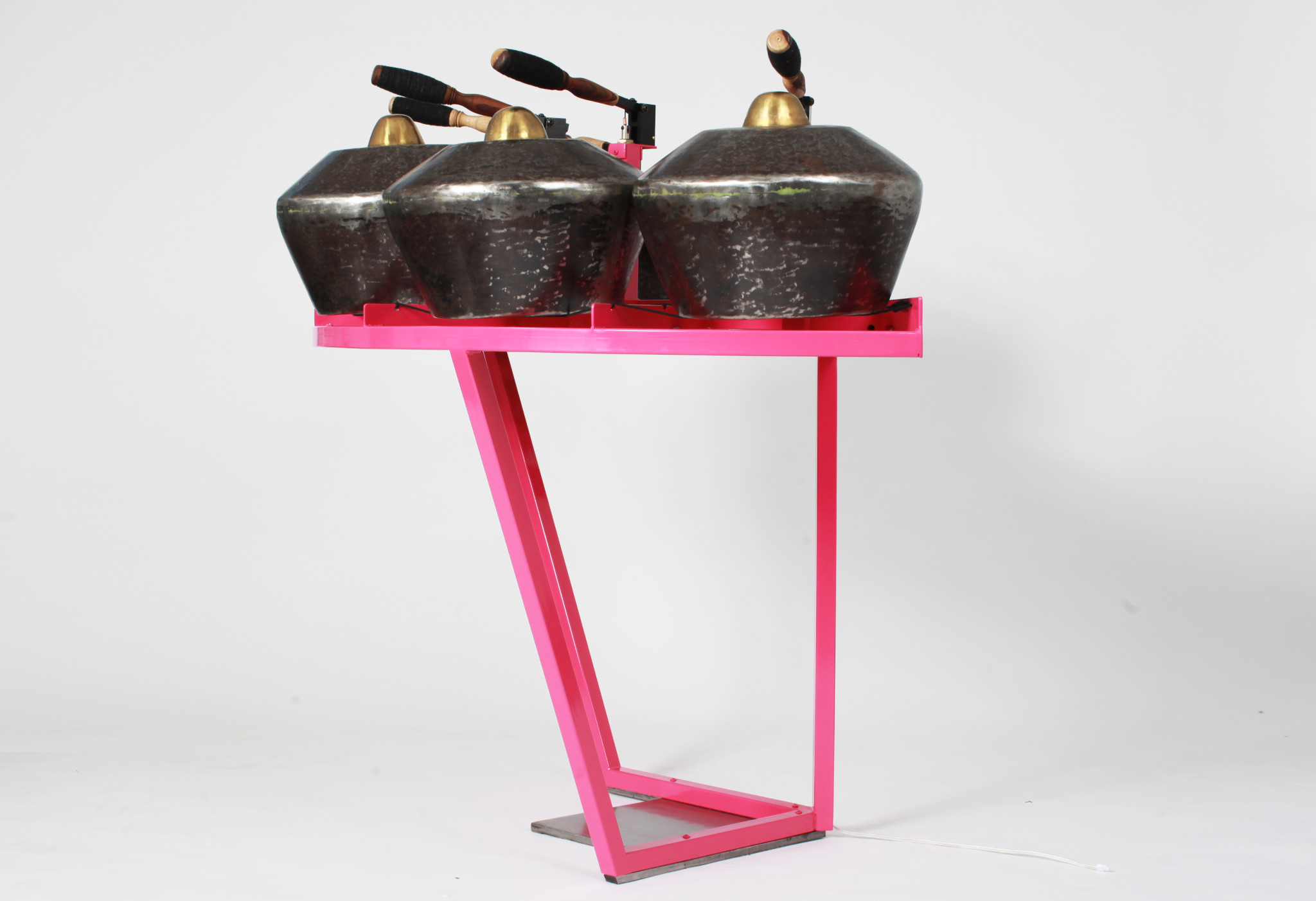Gamelantron Pink Besi Nong, 2014