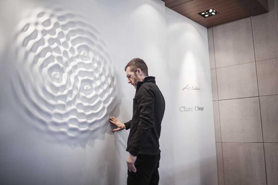 Loris Cecchini's monochromatic sculptural works, shown around the world and called Wallwave Vibrations, are the inspiration behind the limited-edition Chaumet Class One Loris Cecchini watch.