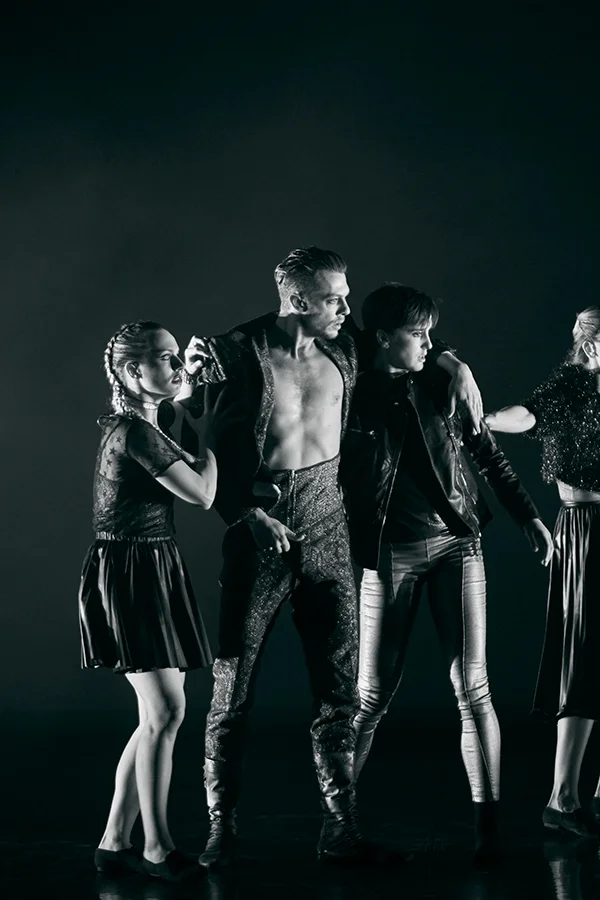 Romeo & Julieta - EBB Company