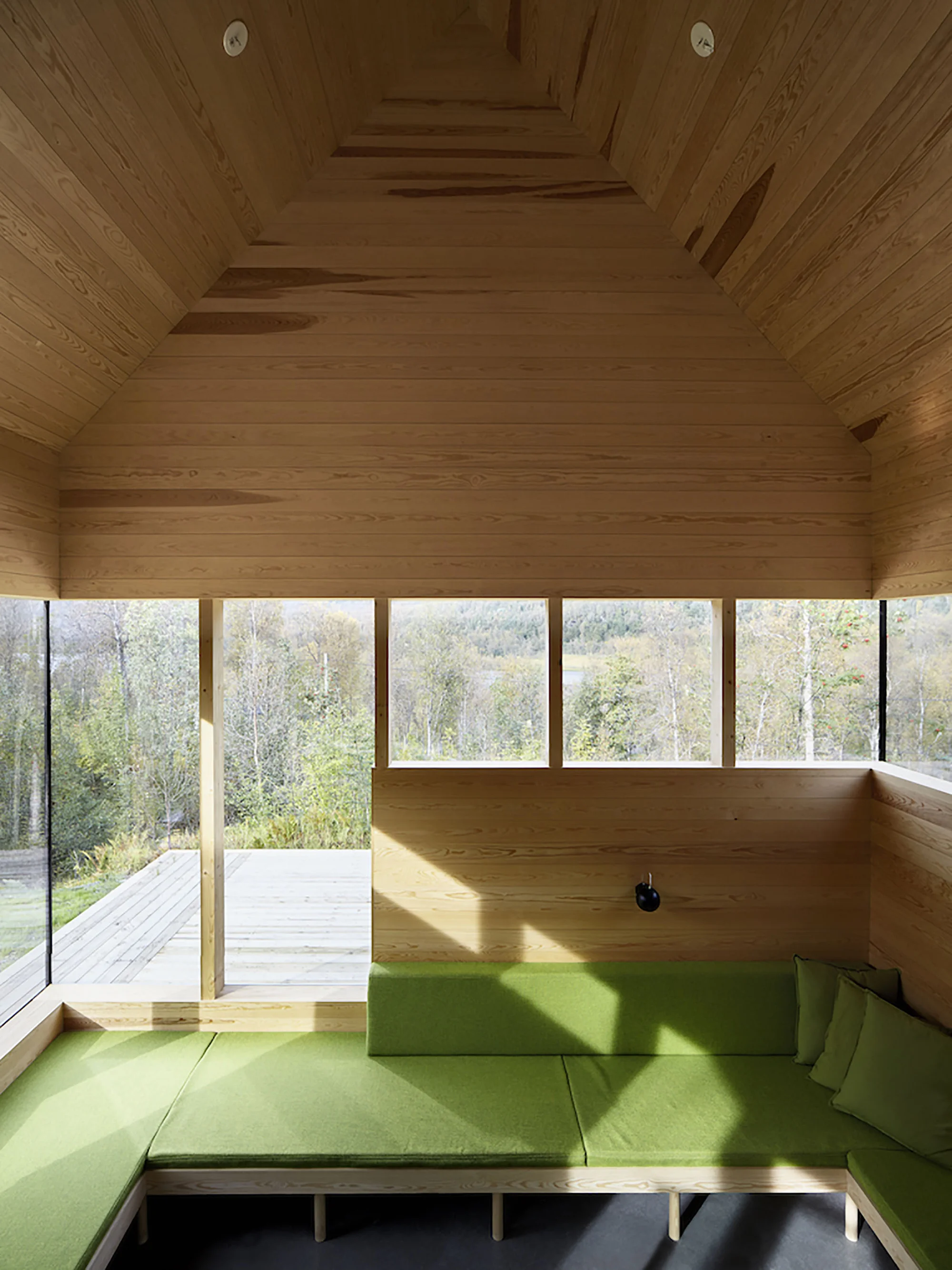 Laksvatn Cabin , Troms