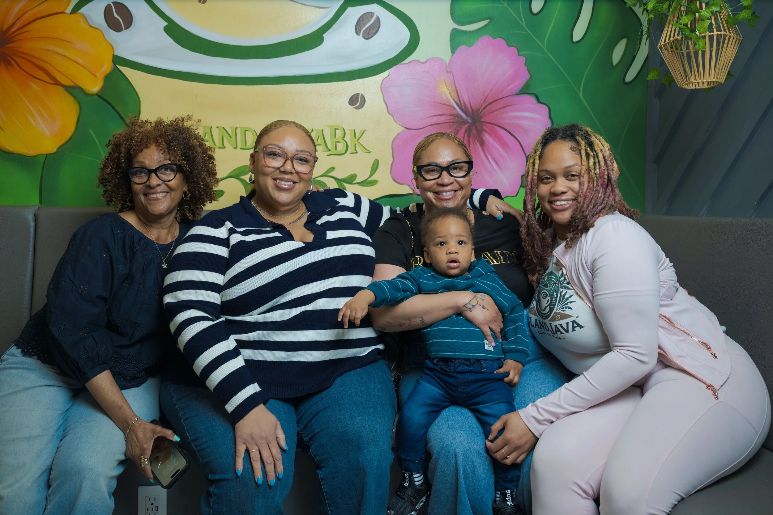 Family portrait photography, Family portraits, Family portrait photographer