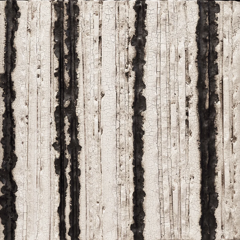 arbiter_quarry_matte_white_crackle_black_stripes.jpg