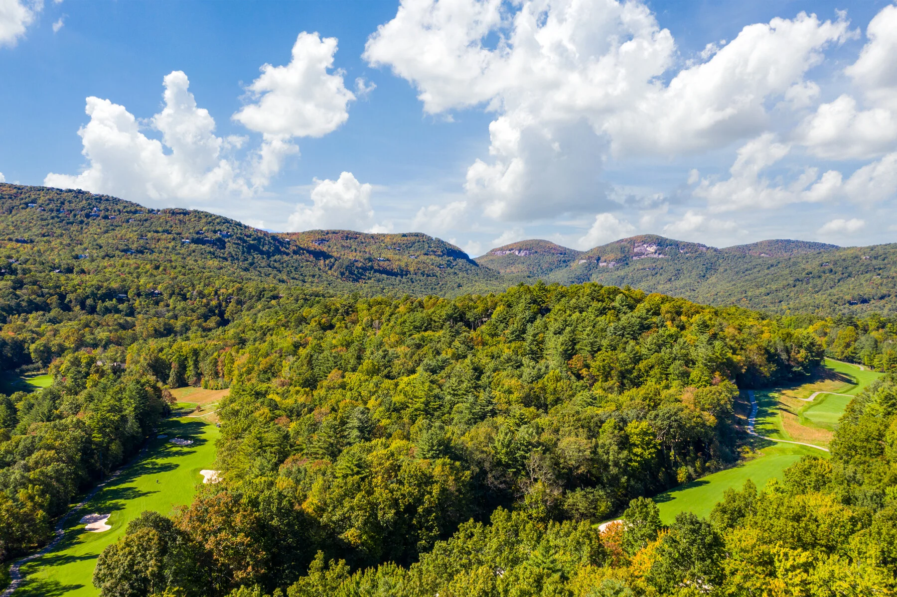 lake_toxaway_golf_aerial.jpg