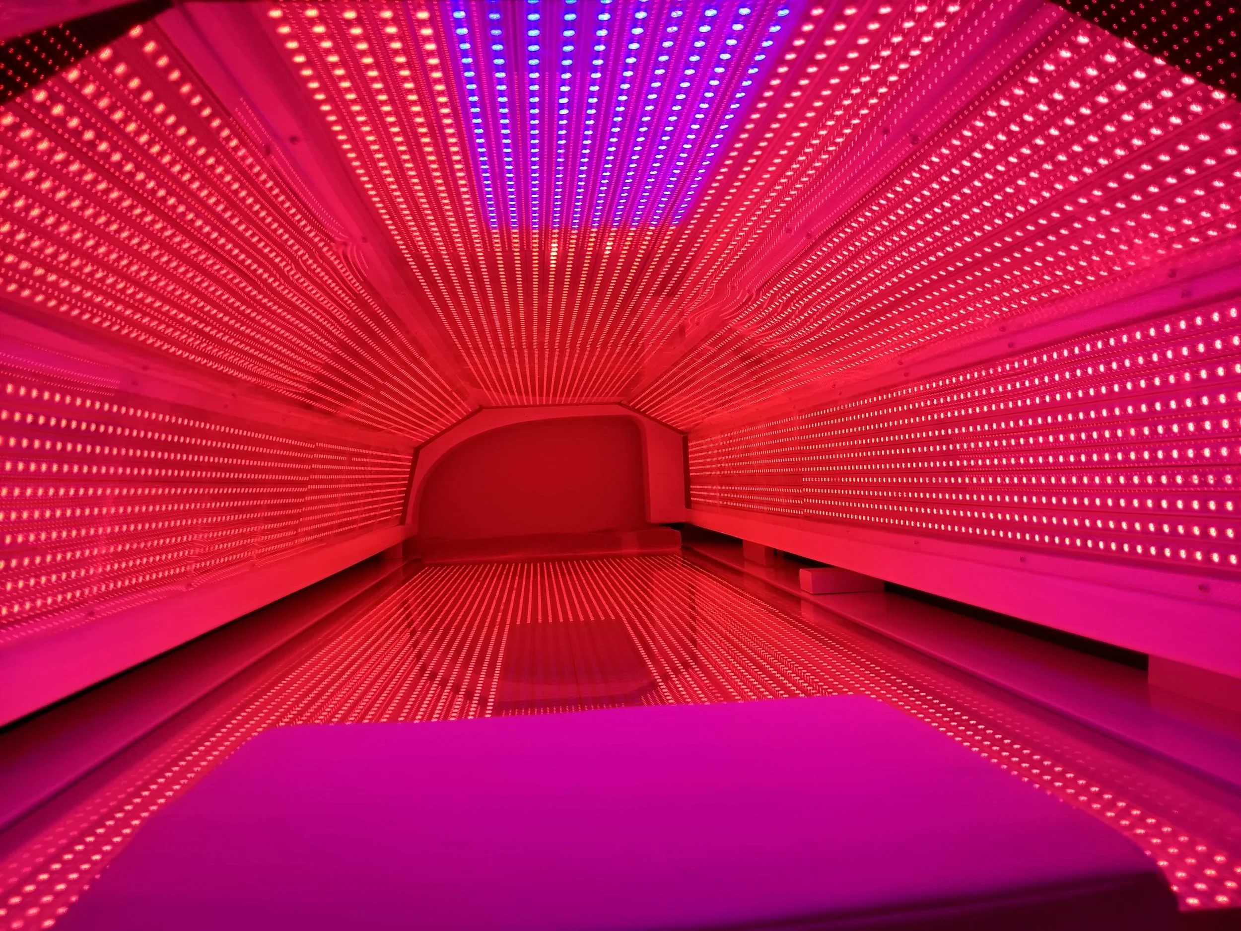 A look inside the LED Light Bed
