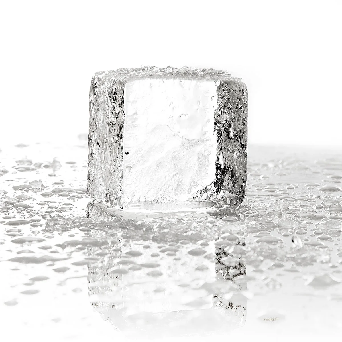 Two-Inch Cubes Our most popular product, these standard-size crystal-clear cubes are designed for serving your beverage of choice on the rock.