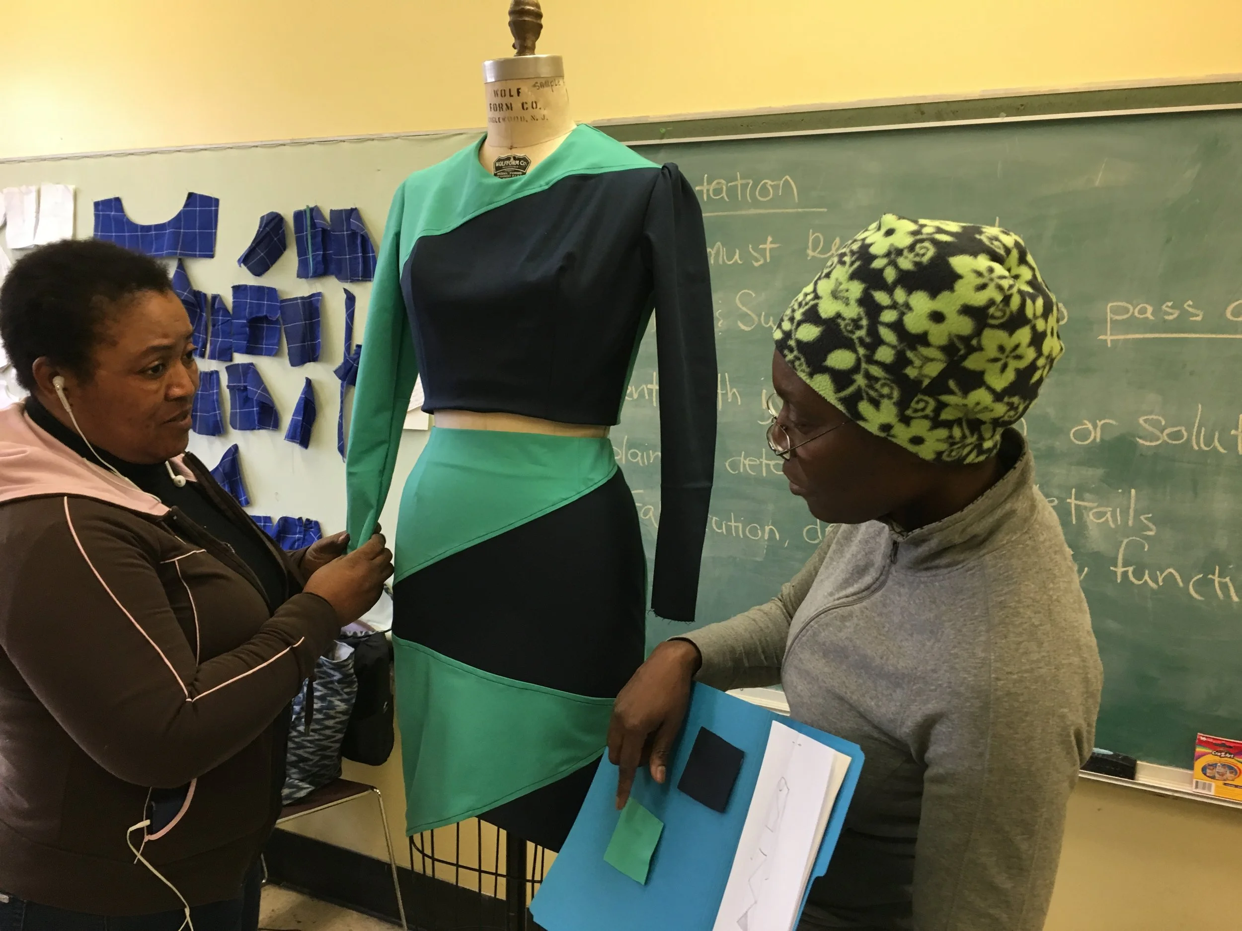 TRAINING INSTITUTECustom Collaborative's comprehensive 14-week Training Institute teaches the art, technique, and business of fashion design. We specialize in teaching women how to construct made-to-measure clothing and personalized accessories for …