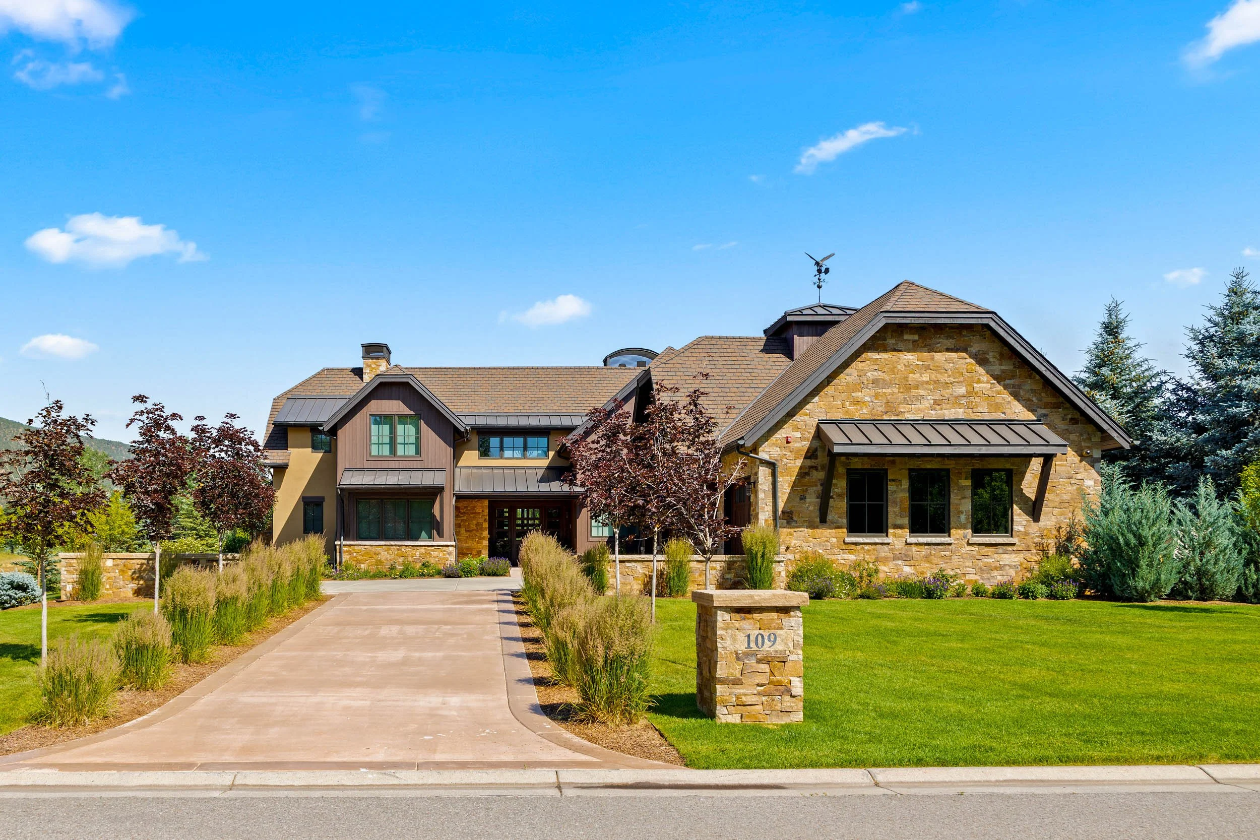 109 West Diamond A 2025-003.jpg