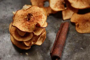 cinnamon-apple-chips.jpg