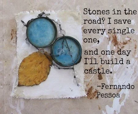 Create beauty from found objects with me!

🎨🌷 Go at your own pace and keep access to the content forever with online options! https://www.roxanneevansstout.com/online-workshops

📚🐦Experience the magic and inspiration in person! https://www.roxann