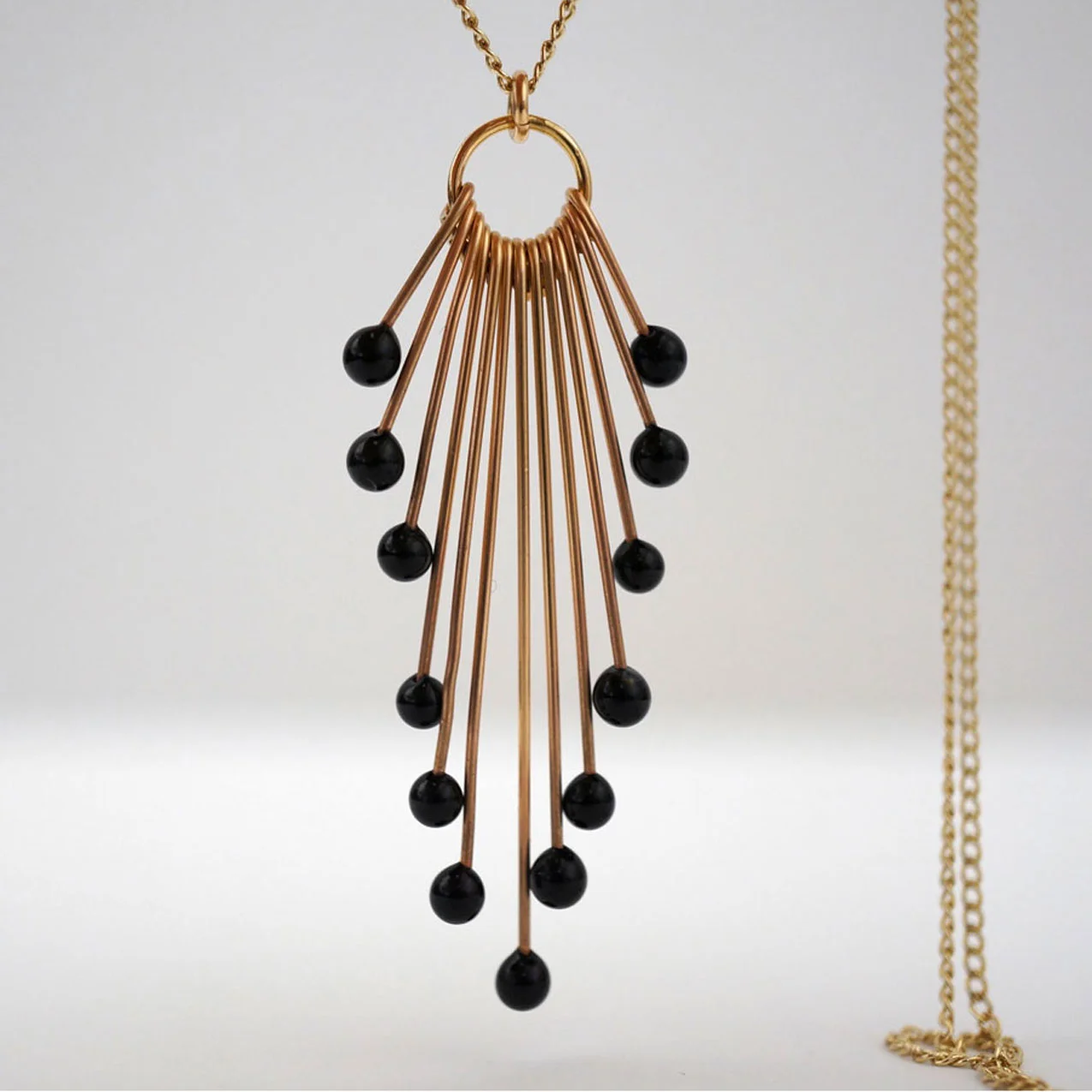 sticks flare necklace