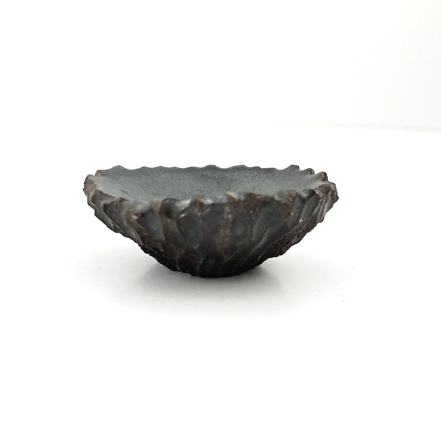 jagged.bowl.47C.jpg