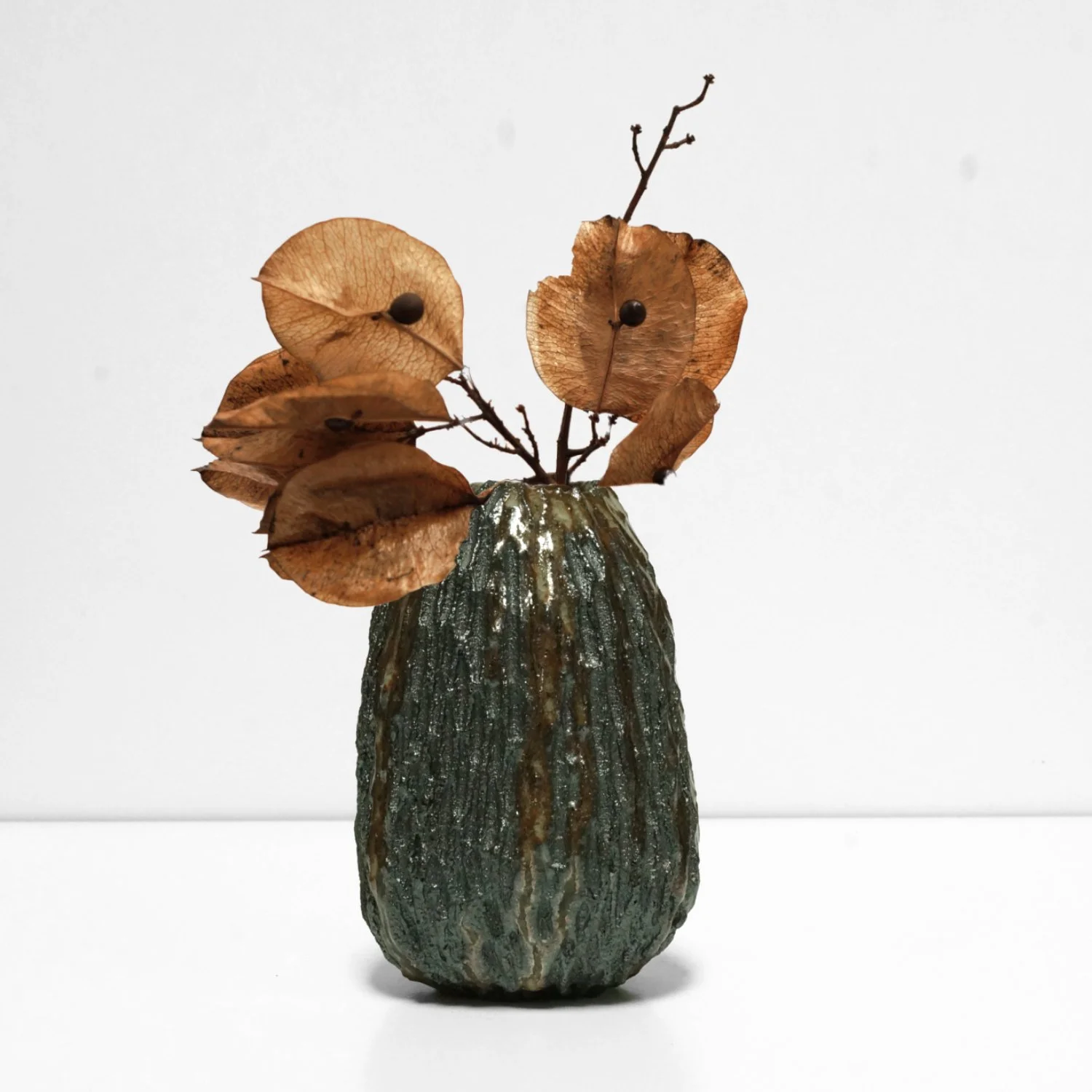 carved.vase13.flowers.jpg