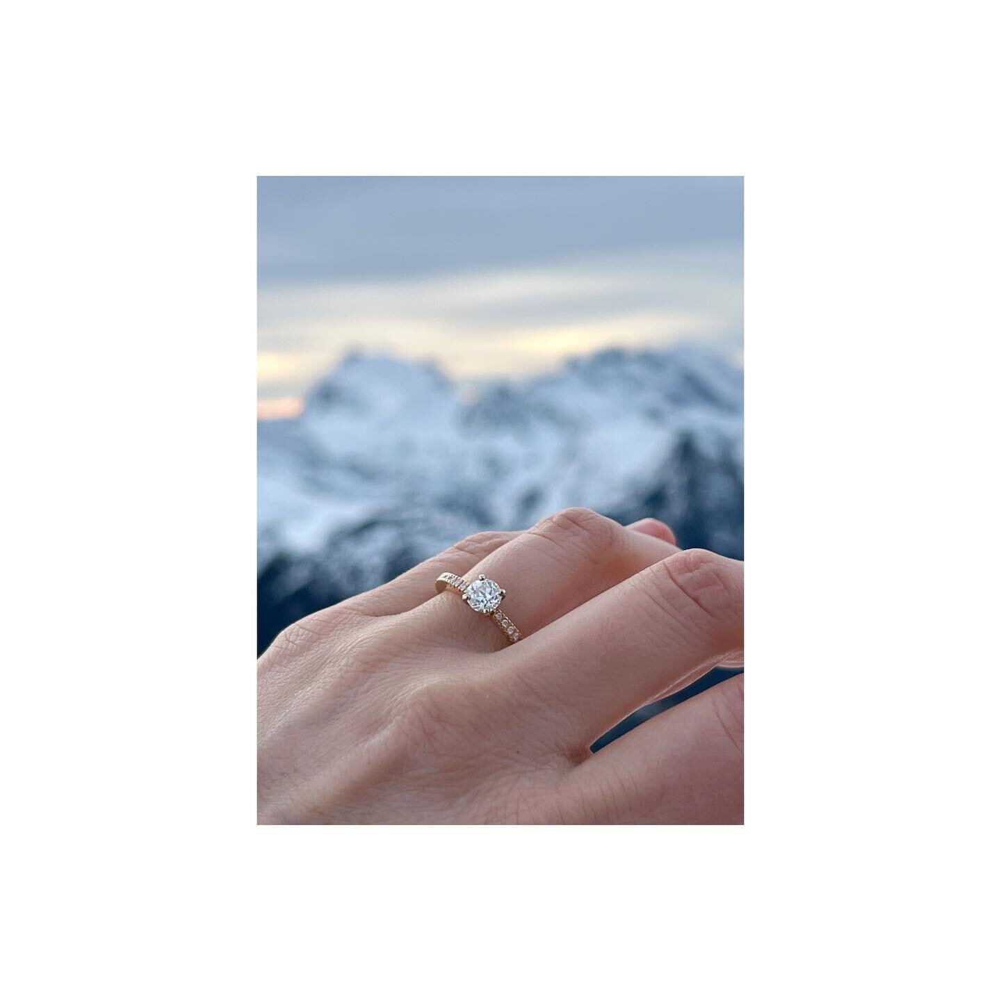 This special place became even more meaningful to me, amid the most beautiful sunset💗 🏔️💍 I'm so excited and grateful for a life with this amazing human!! @bullhurley90 
.
.
.
#austrianalps #wormserh&uuml;tte #sulzfluh #alpenlichter #silvrettamont