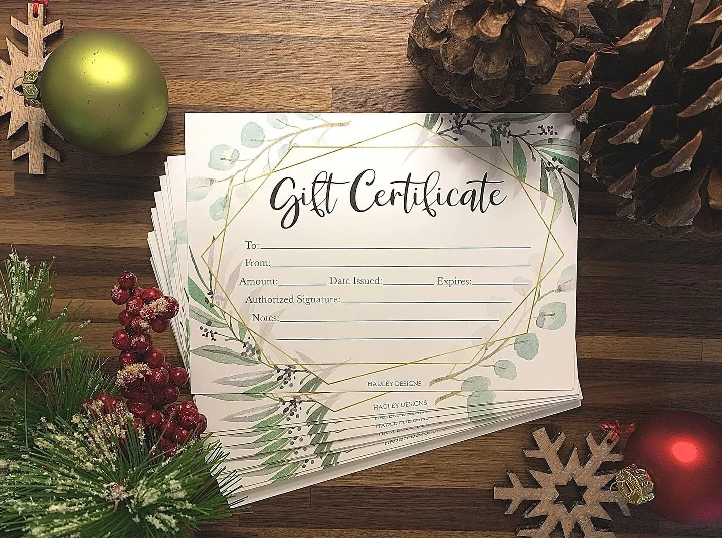 📸✨ The gift that keeps on giving? MEMORIES.
Give a photography gift certificate this holiday season and let your loved ones capture moments they&rsquo;ll treasure forever.
🎁 Perfect for:
Family portraits &bull; Couples sessions &bull; Senior photos