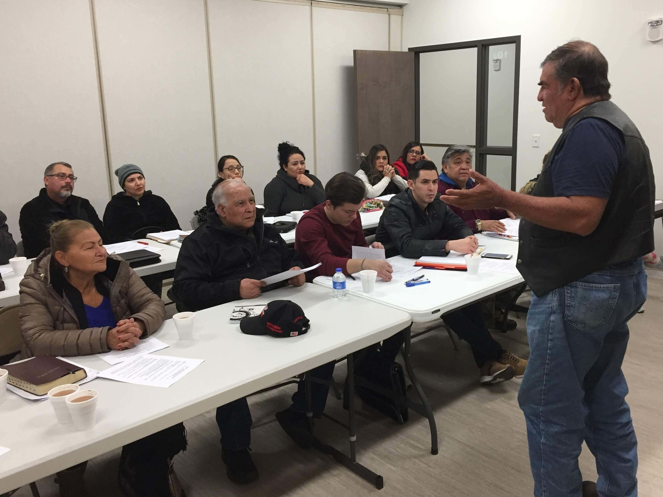 Cesar spoke to David Martinez’ Bible Institute group in Norfolk, Nebraska, about the Play. Story. Eat. process.