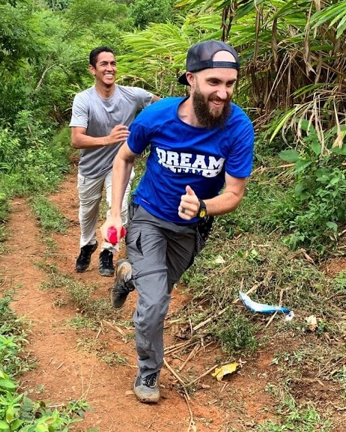 Tim and Joe gut it out on the trail as the red team holds their lead!