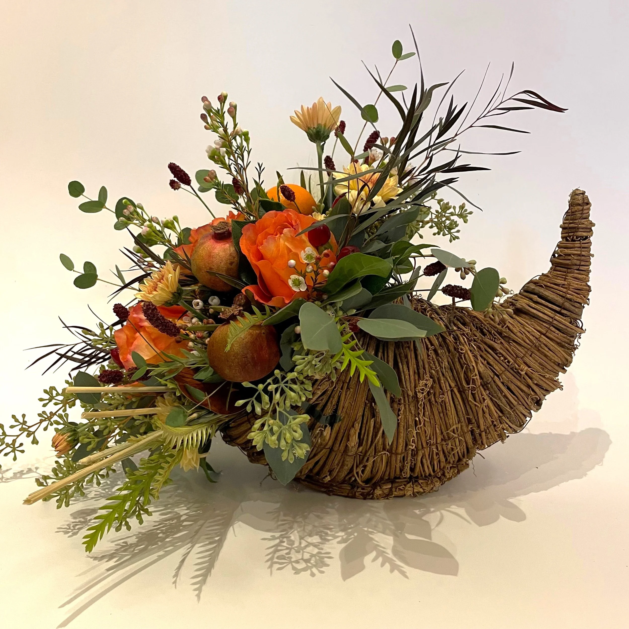 fall large cornucopia side.jpg
