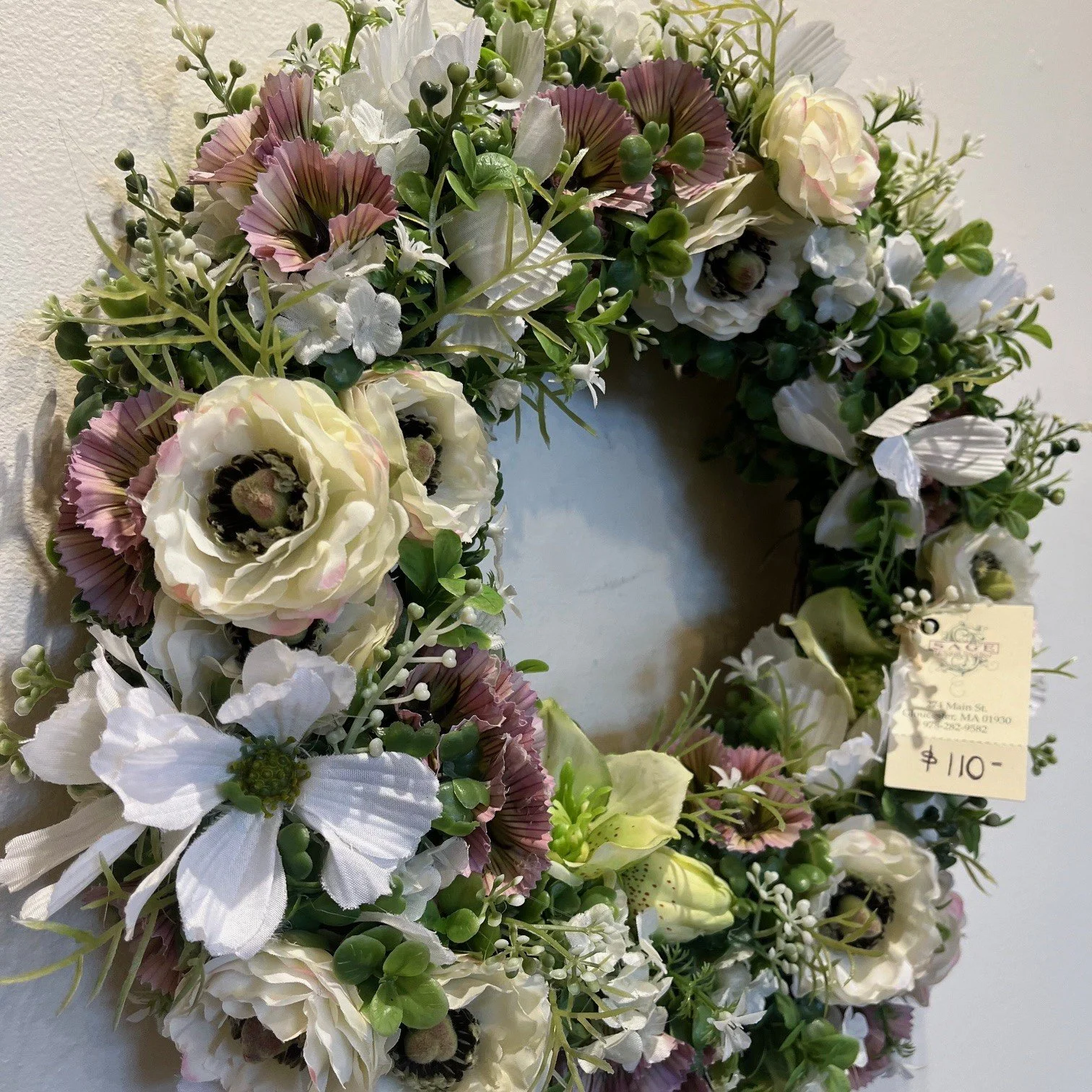 white artificial wreath3.jpg