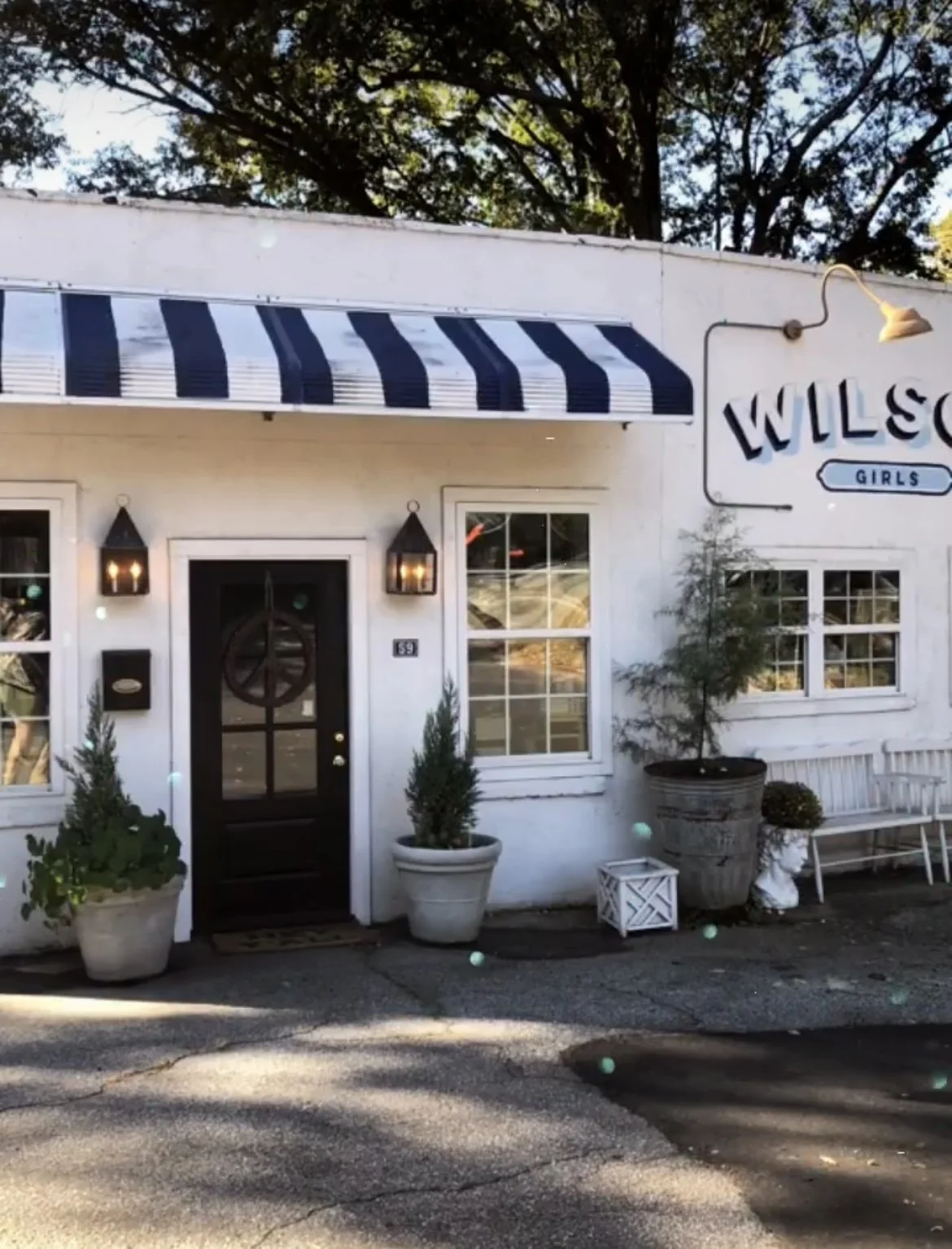 Featured Artists at Wilson Girls Pop Up