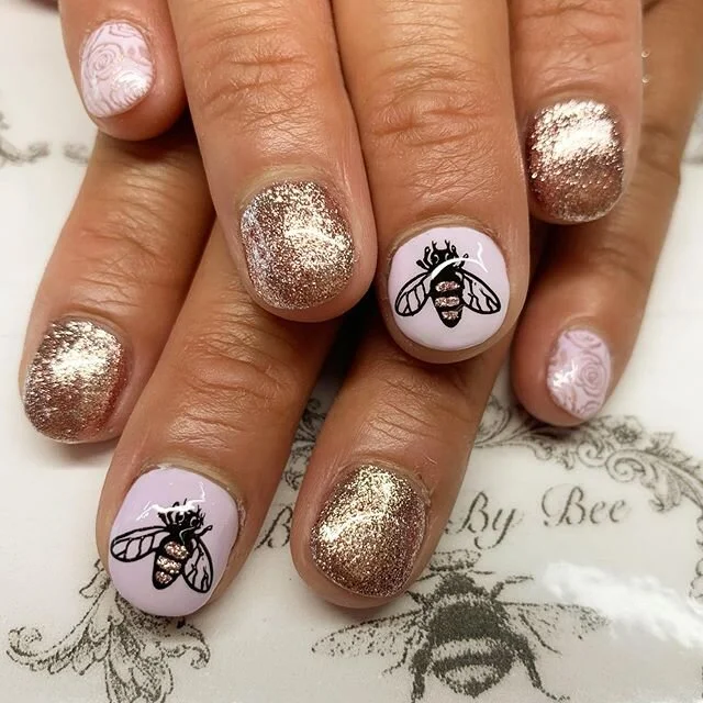 🐝 Fun nails for my sweet client 💕@er_acosta06 #beautybybeesalonandspa #gelmani #wildomarnails #murrietanails #perrisnails #suncitynails #menifeenails #coronanails #canyonlakenails #grayvenbeauty #luminarynailsystems #ericasata #beenails #rosegoldna