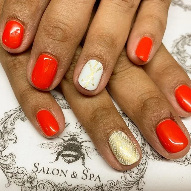 🤍 Fun bright summer nails for @moniluvschris. #gelmani #tgb #beautybybee #funandbright #wildomar #lakelsinore #murrieta @the_gelbottle_inc @beautybybeesalonandspa