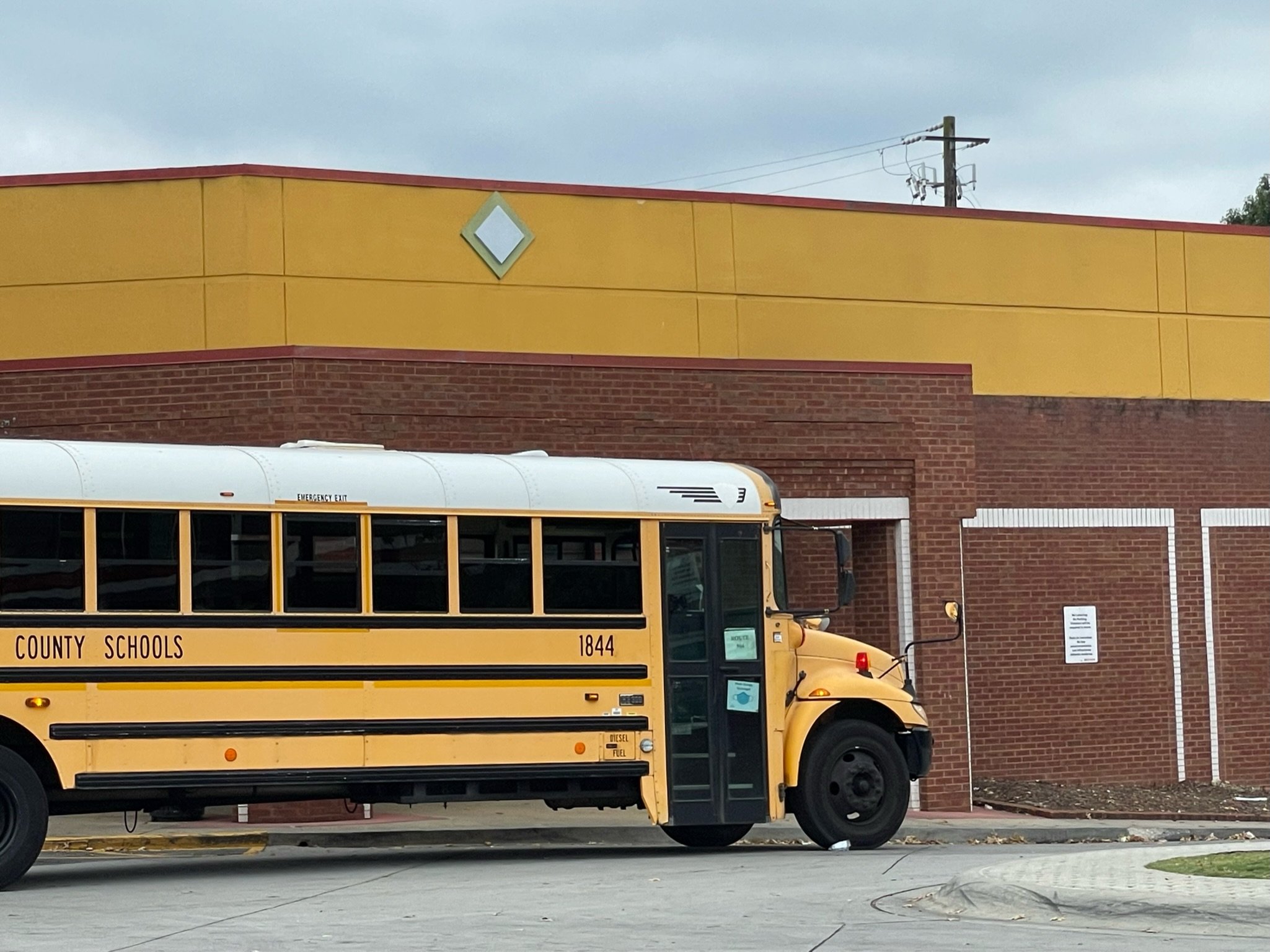 Bus parked at Quicktrip on Buford near Cliff Valley