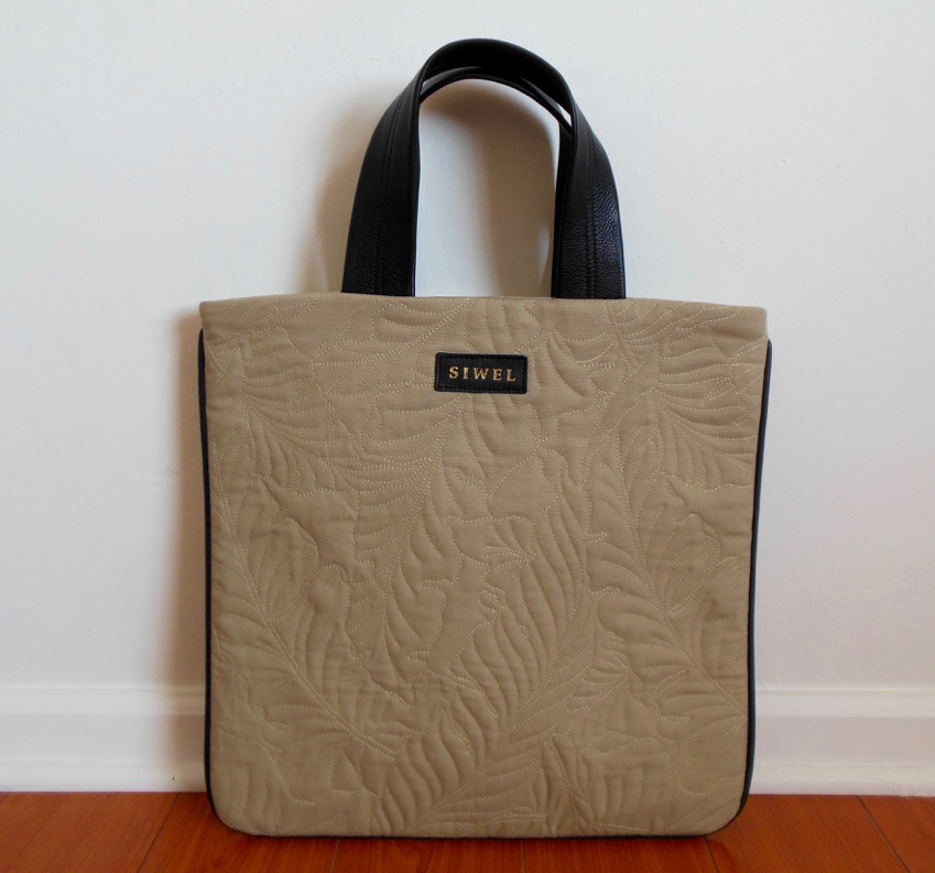 SIWEL Lenox Sand Ecru Flat Tote Bag
