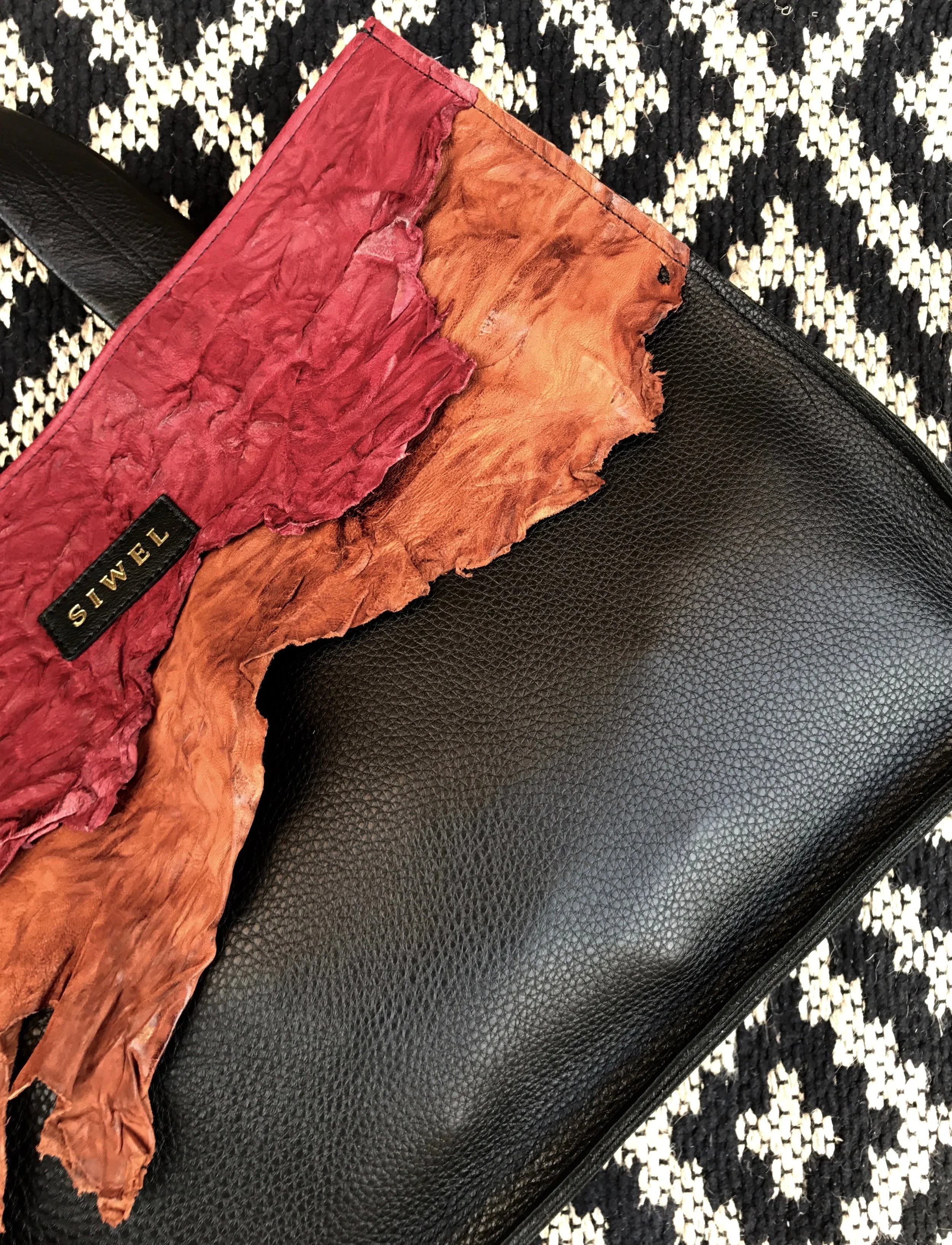3 Lola.Life Tote_Lookbook.jpeg
