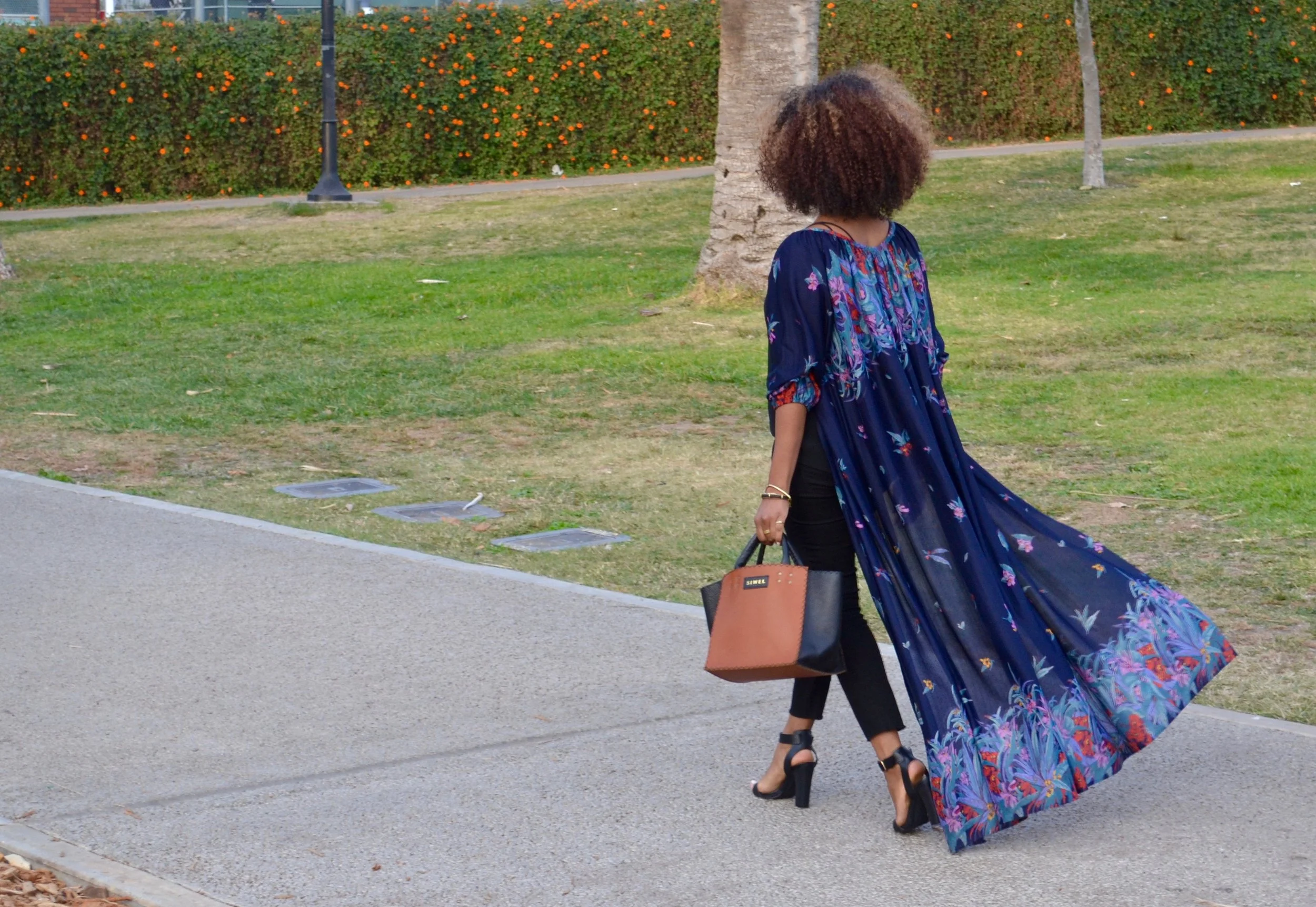 SIWEL Floral Walking Treasure MaDonna.jpg.jpg