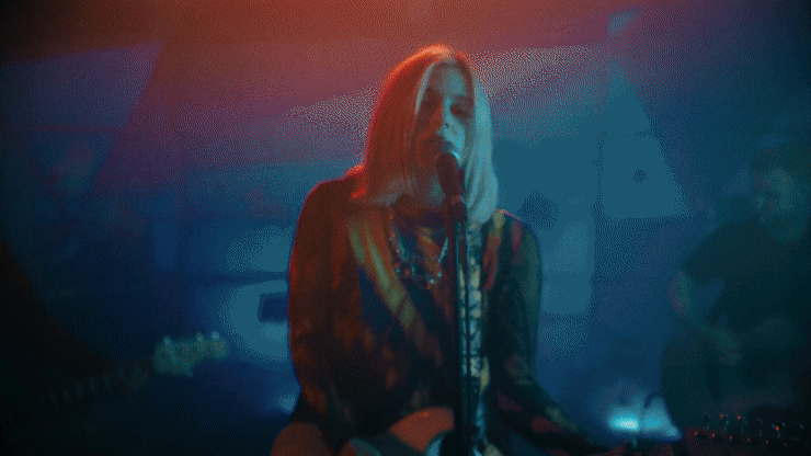 DAVA-PAPERCUT_CUTDOWN-3_073124_V1 .gif