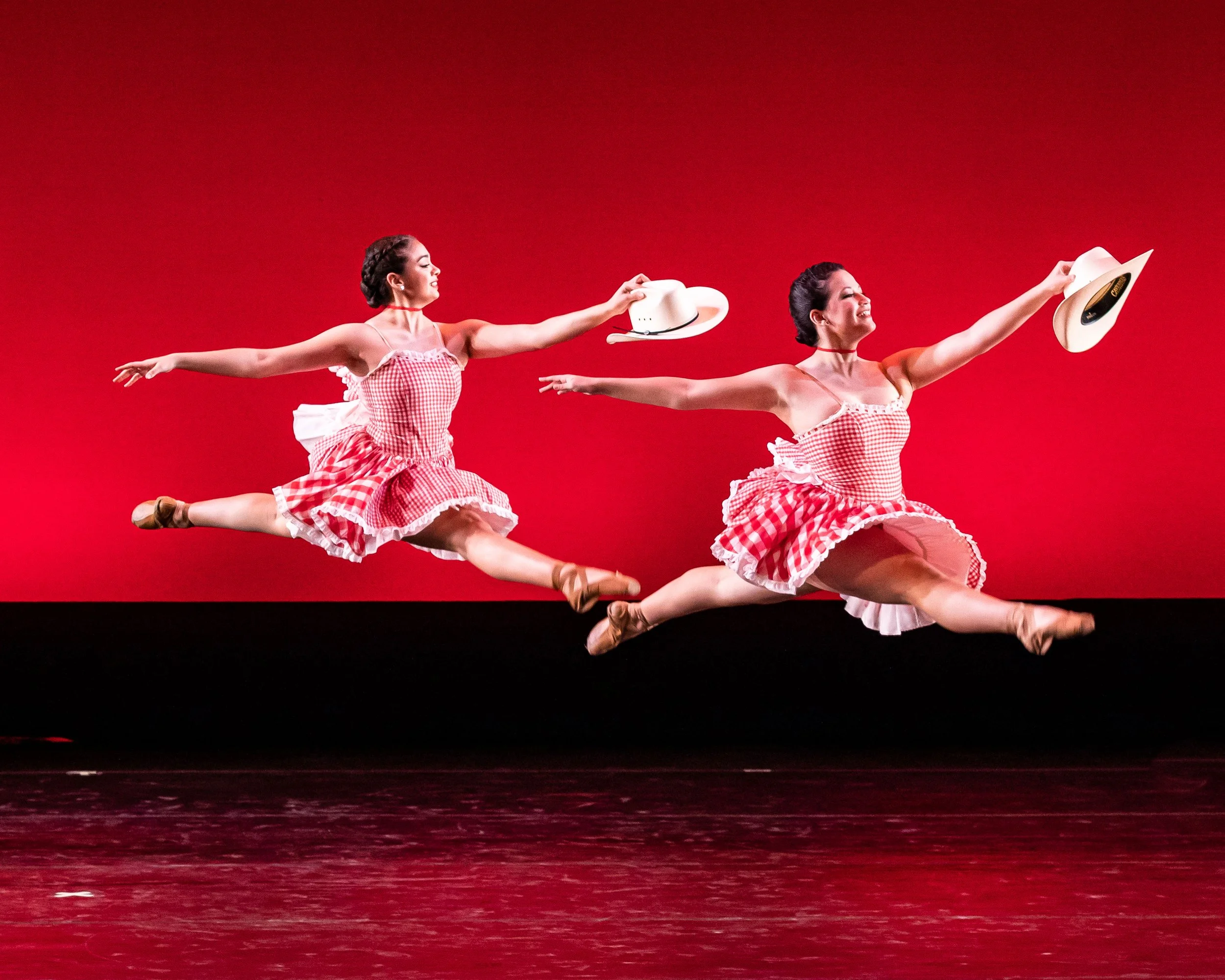 Midland_Festival_Ballet_pc_Sharen_Bradford-0068-(ZF-2918-78881-1-002)-WEB.jpg